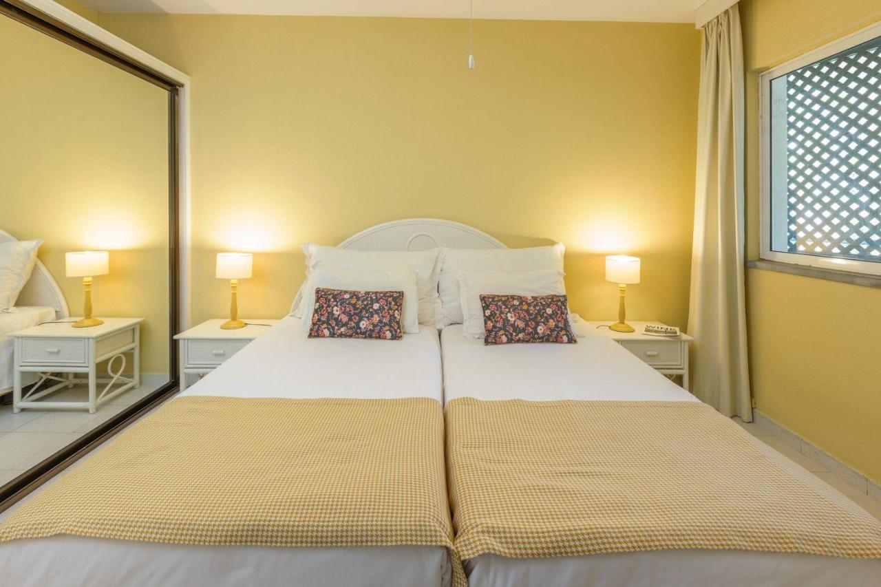 Cosy With Sea View And Pool Funchal (Madeira)
