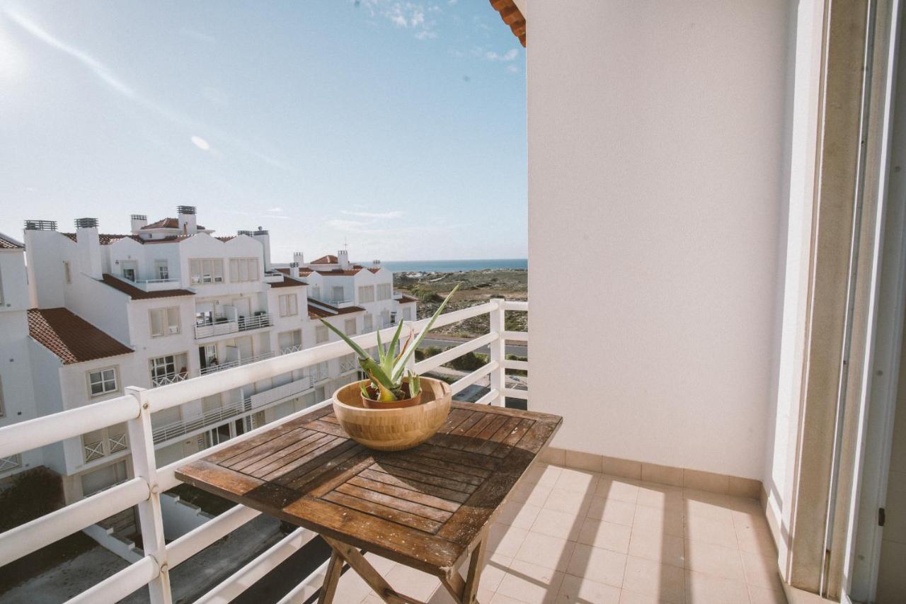 37 - Driftwood Ocean Apartment Peniche