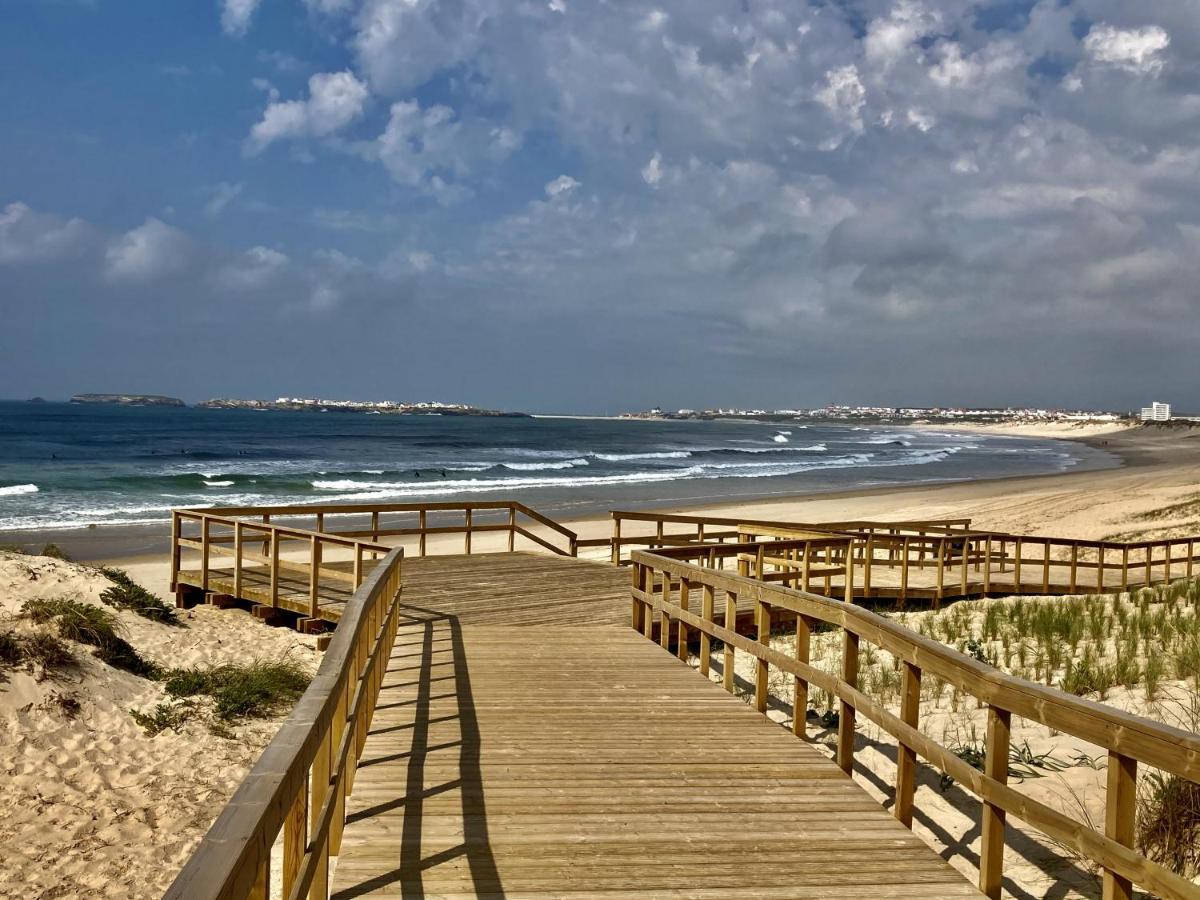 37 - Driftwood Ocean Peniche