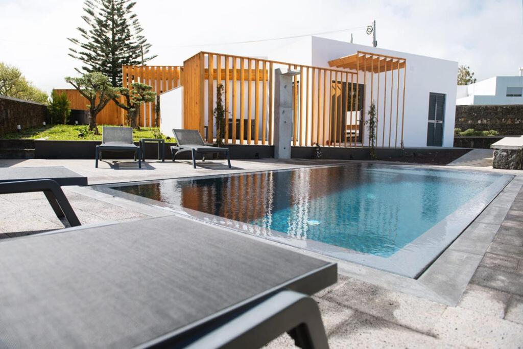 Do Olival Villa *
