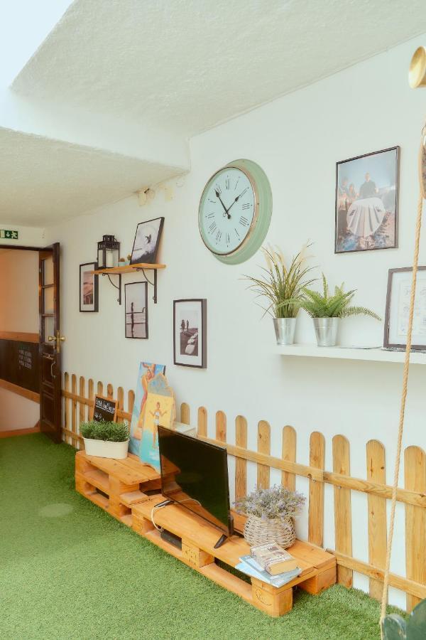 Balili Surf House 2* Baleal