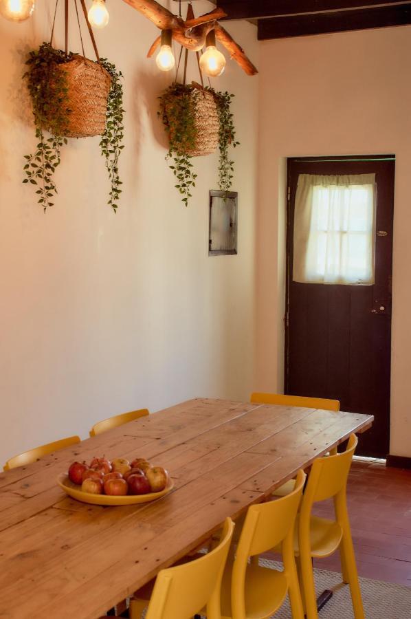 Guest house Balili Surf House 2*