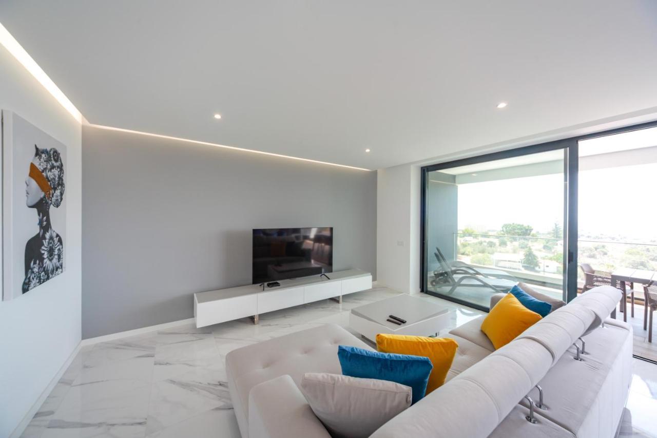 Luxury With Stunning Sea Views Portimao
