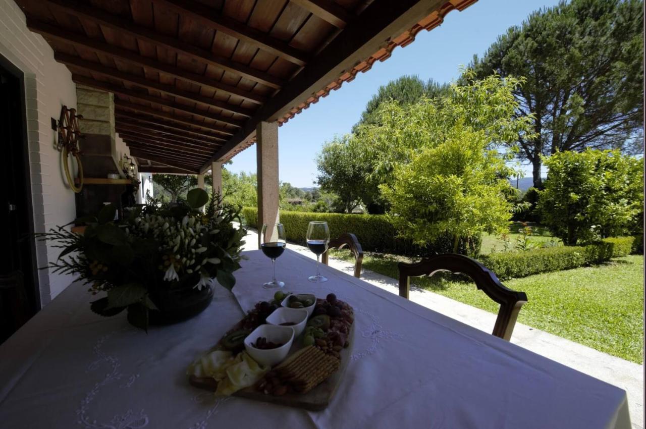 Casas Viriatus - * Paredes de Coura