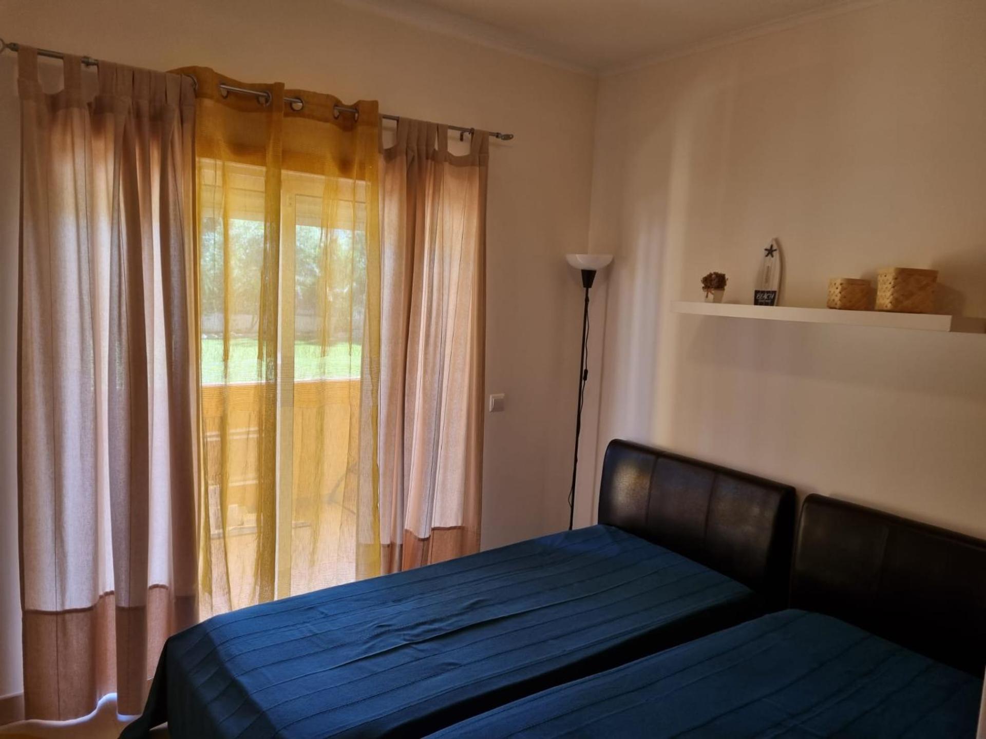 Marinho - 2 Bedroom 2 Bathroom Ground Floor With Communal Pool And Gardens Apartment