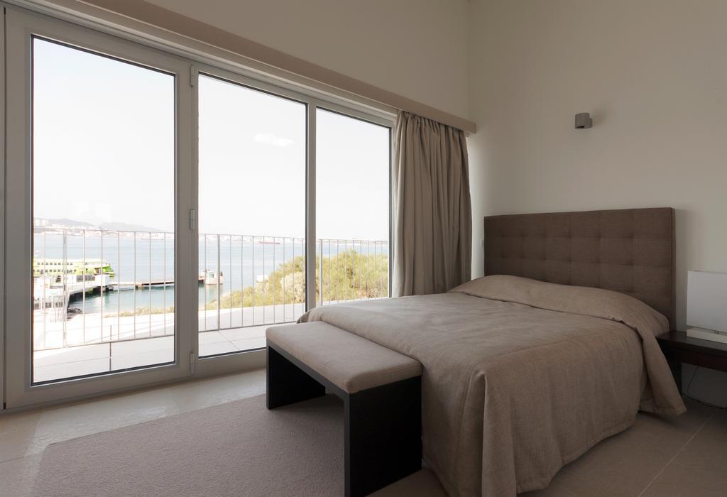 Aparthotel By The Editory - Marina 4*
