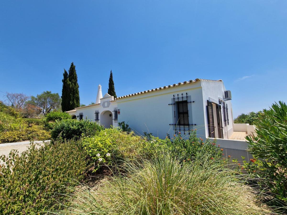 Villa Vivenda Camelia V3 Com Piscina Em - Algarve Boliqueime