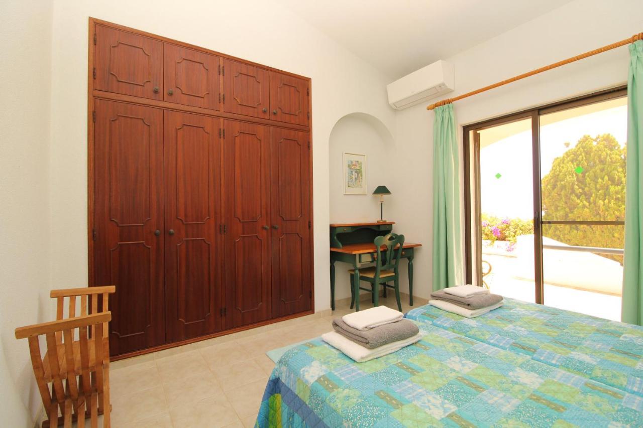Vivenda Camelia V3 Com Piscina Em - Algarve *