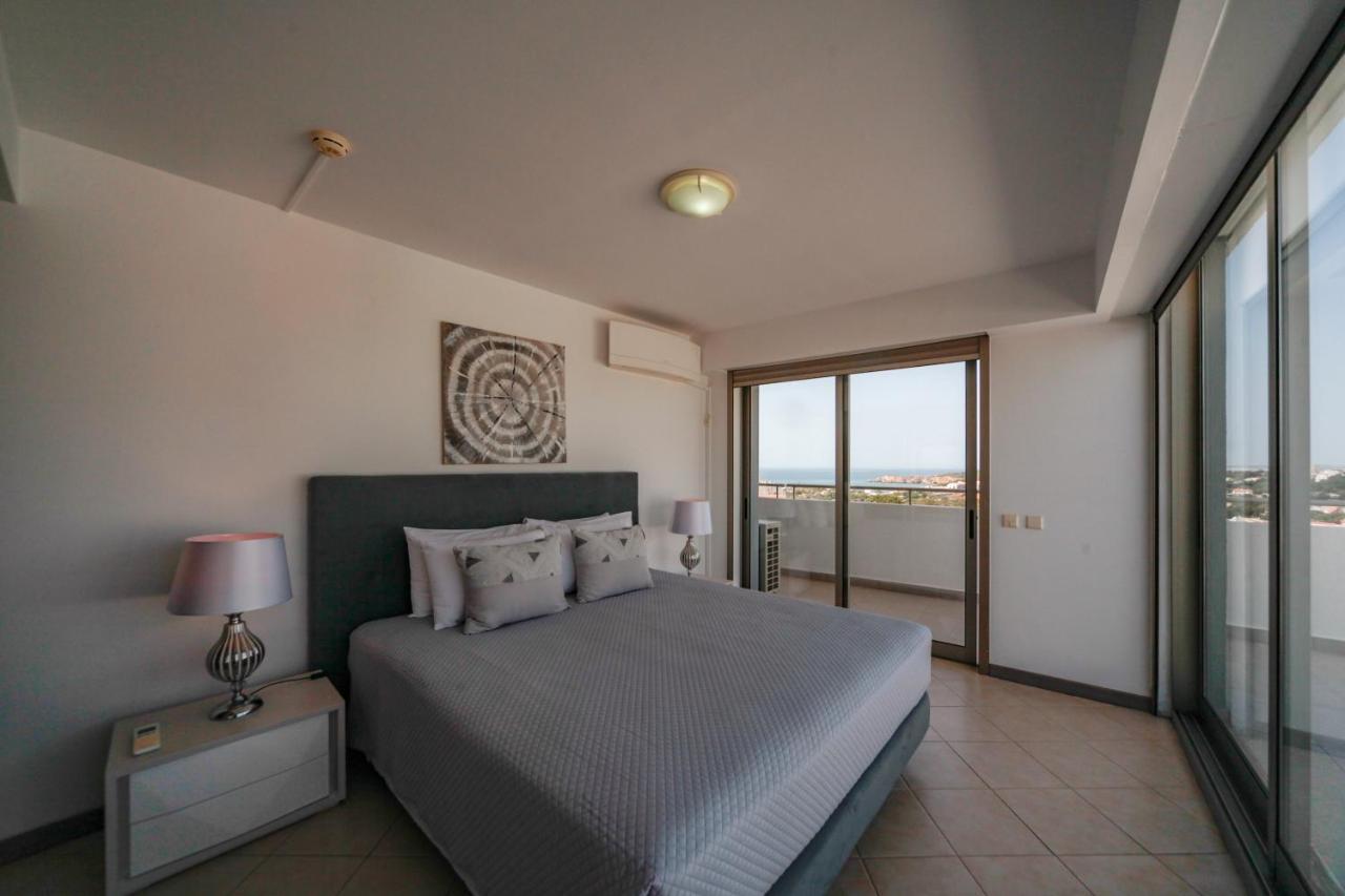 Apartment Outstanding Penthouse With Amazing Sea Views