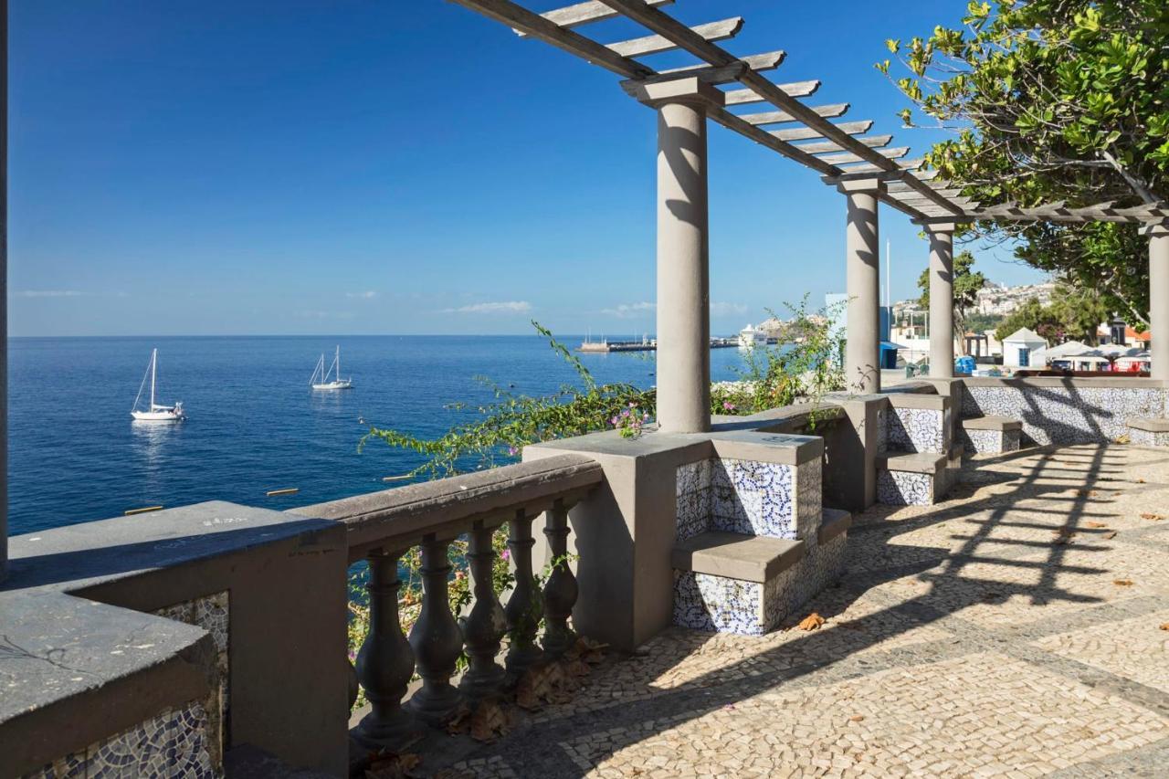 Lazareto Mar By An Island * Funchal (Madeira)