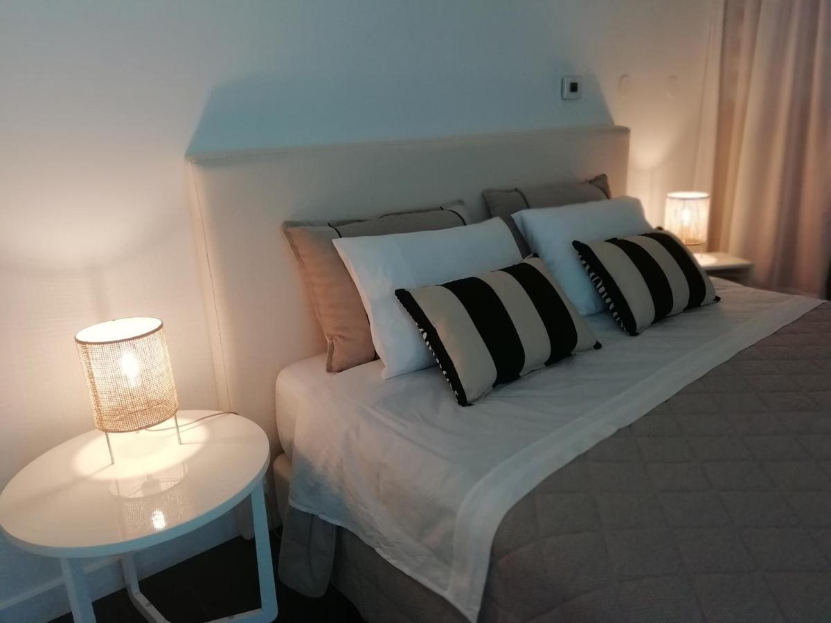 House 4 * Nazare