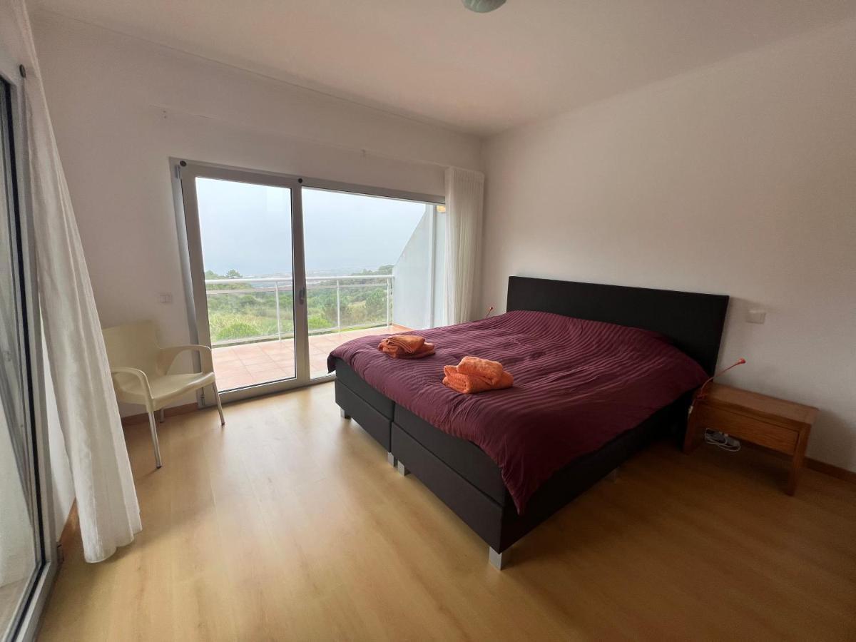 With Views Over The Atlantic Ocean And Swimming Pool Famalicao