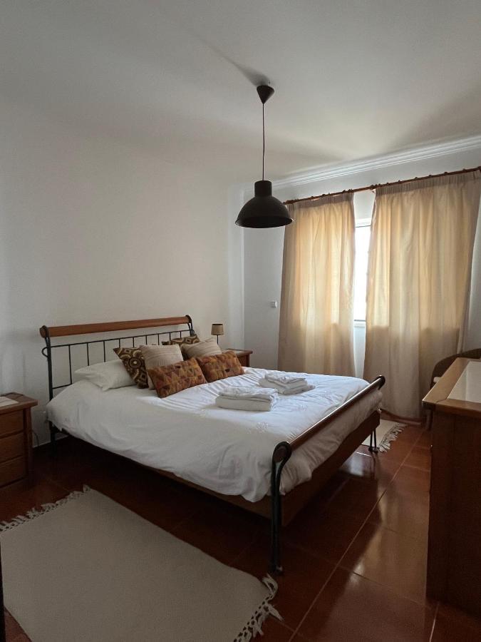 Azenhas Apartment