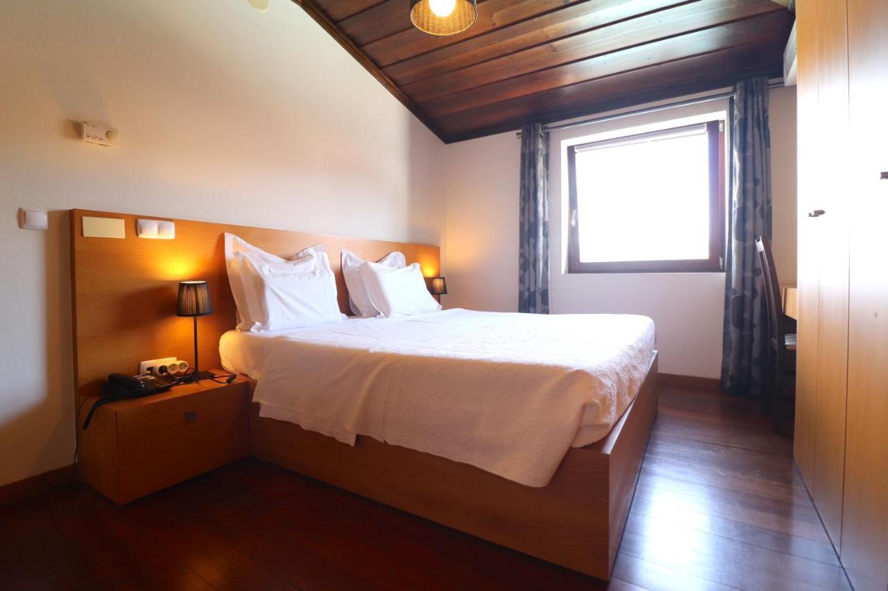 Hotel Rural Alves - Braga - Casa Alves De Torneiros 4*