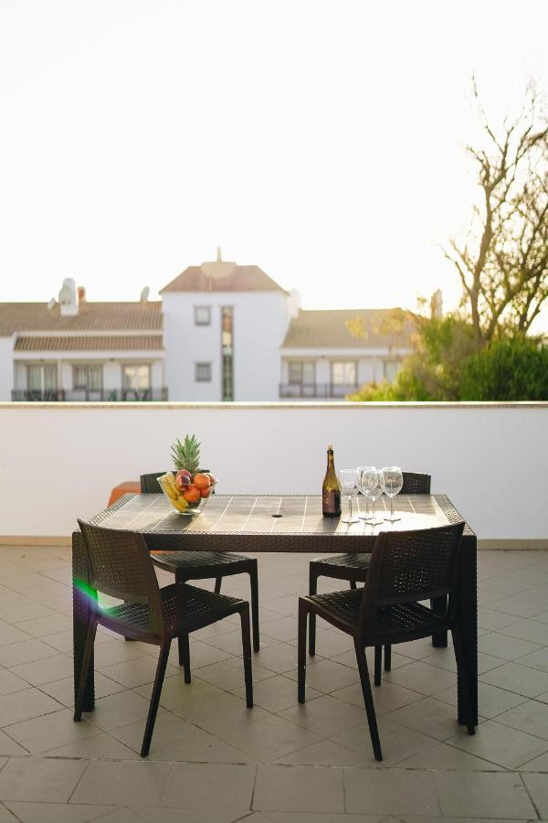 Wonderful Flats With Pool By Host Wise Apartamento