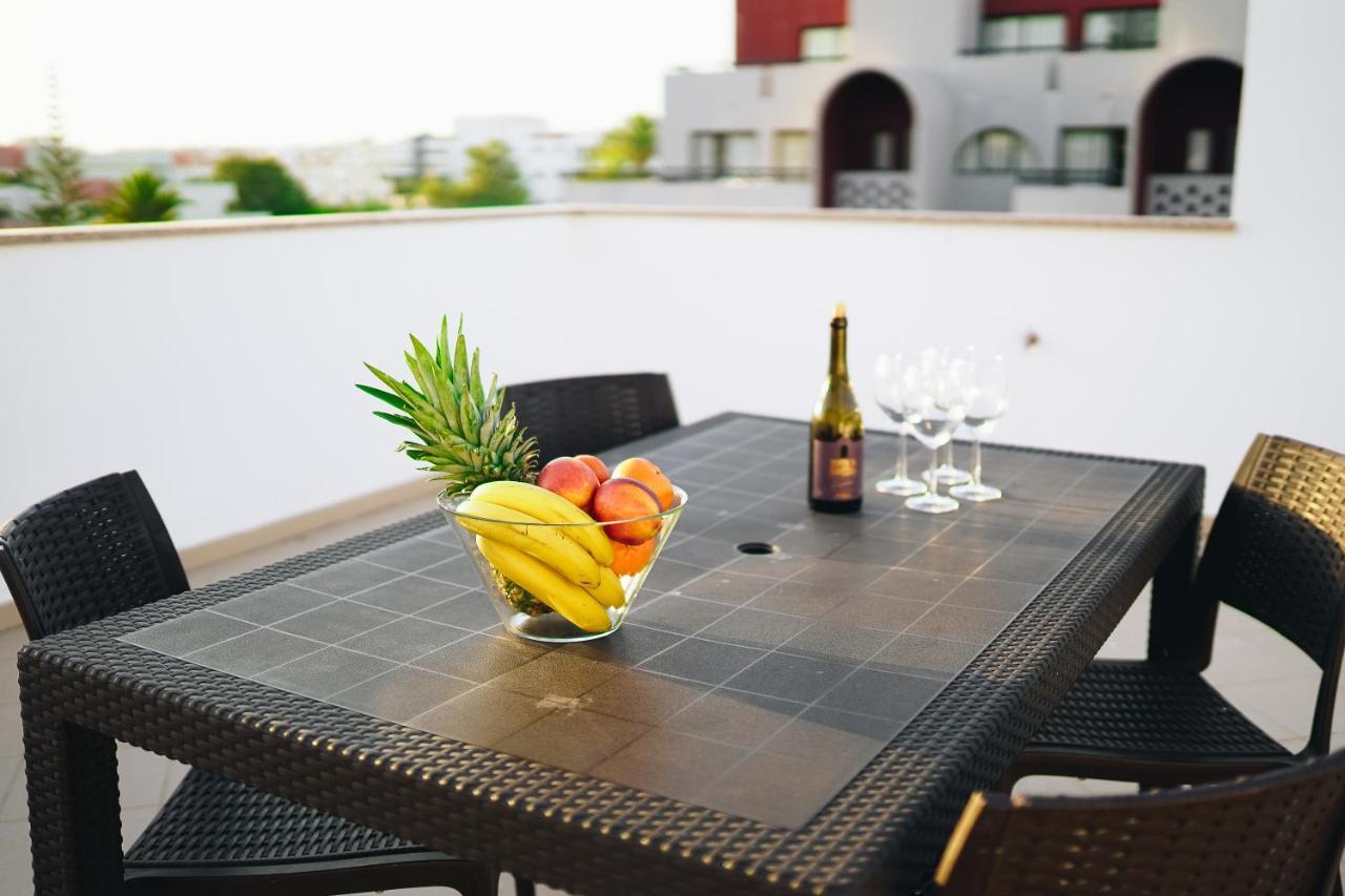 Wonderful Flats With Pool By Host Wise Apartamento Albufeira