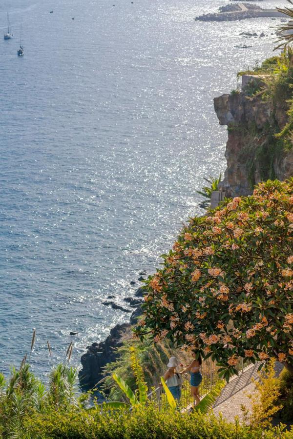 Lazareto Mar By An Island