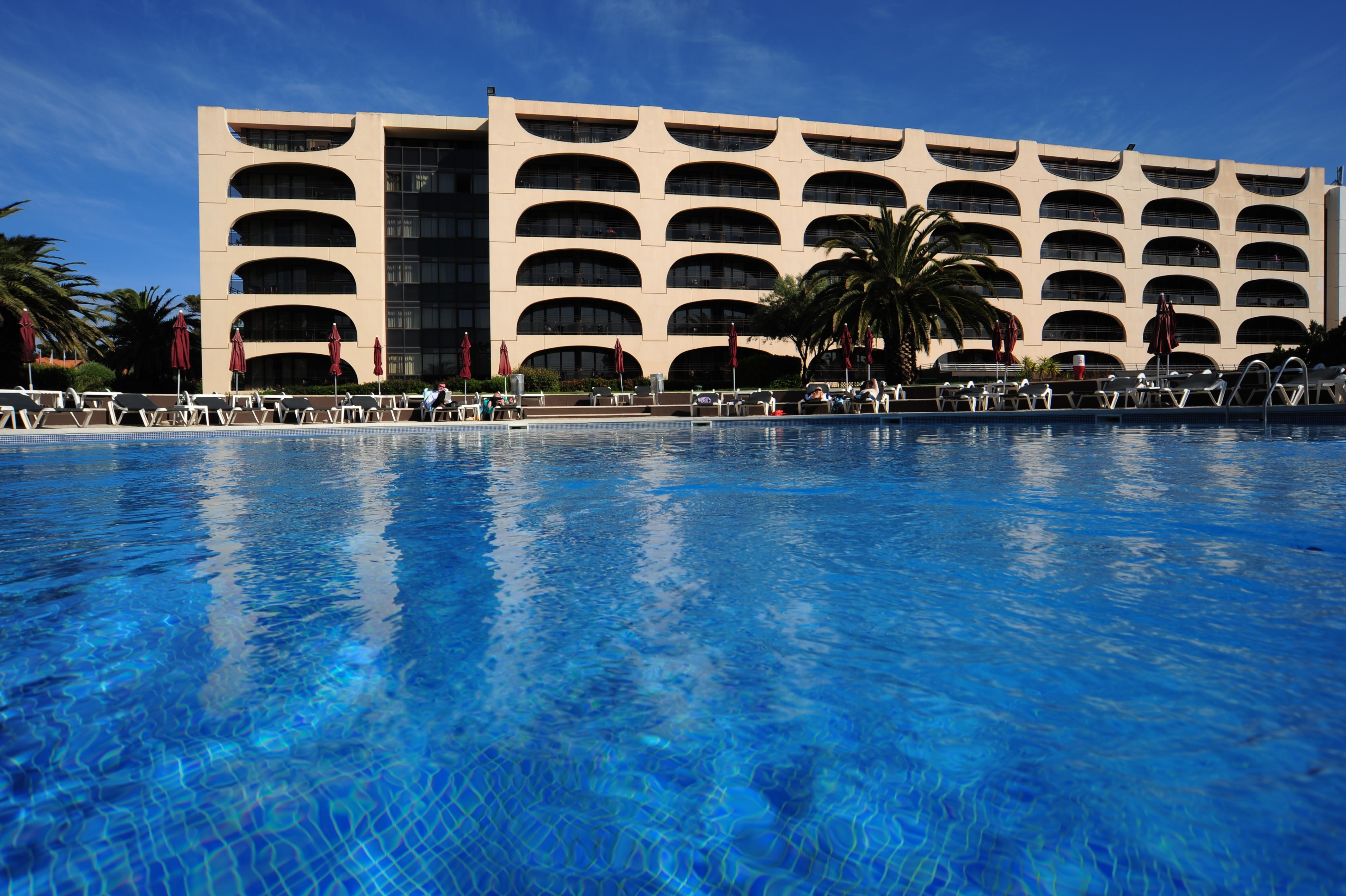 Gale Hotel