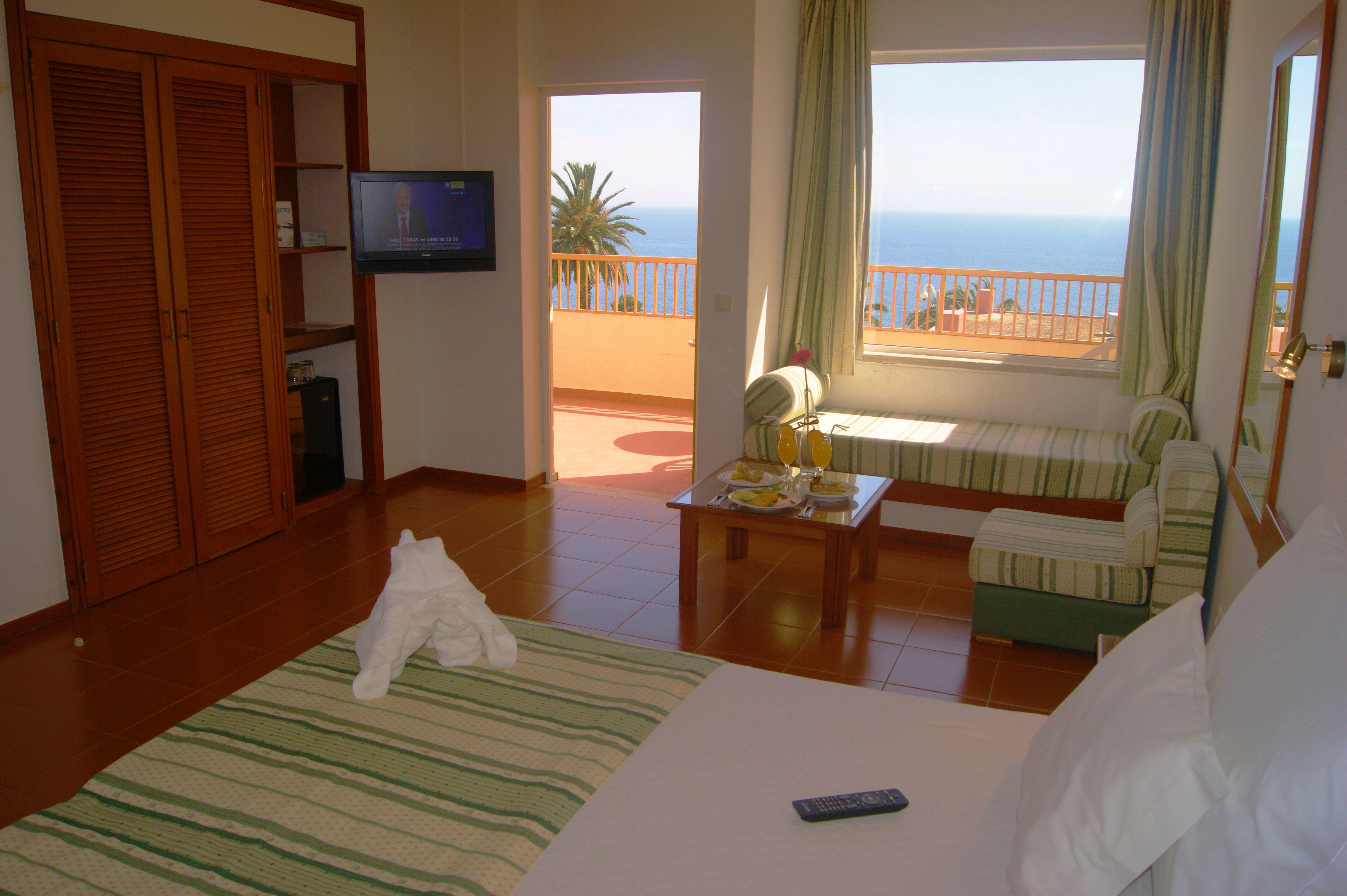 Baia Cristal & Hotel Carvoeiro (Lagoa)