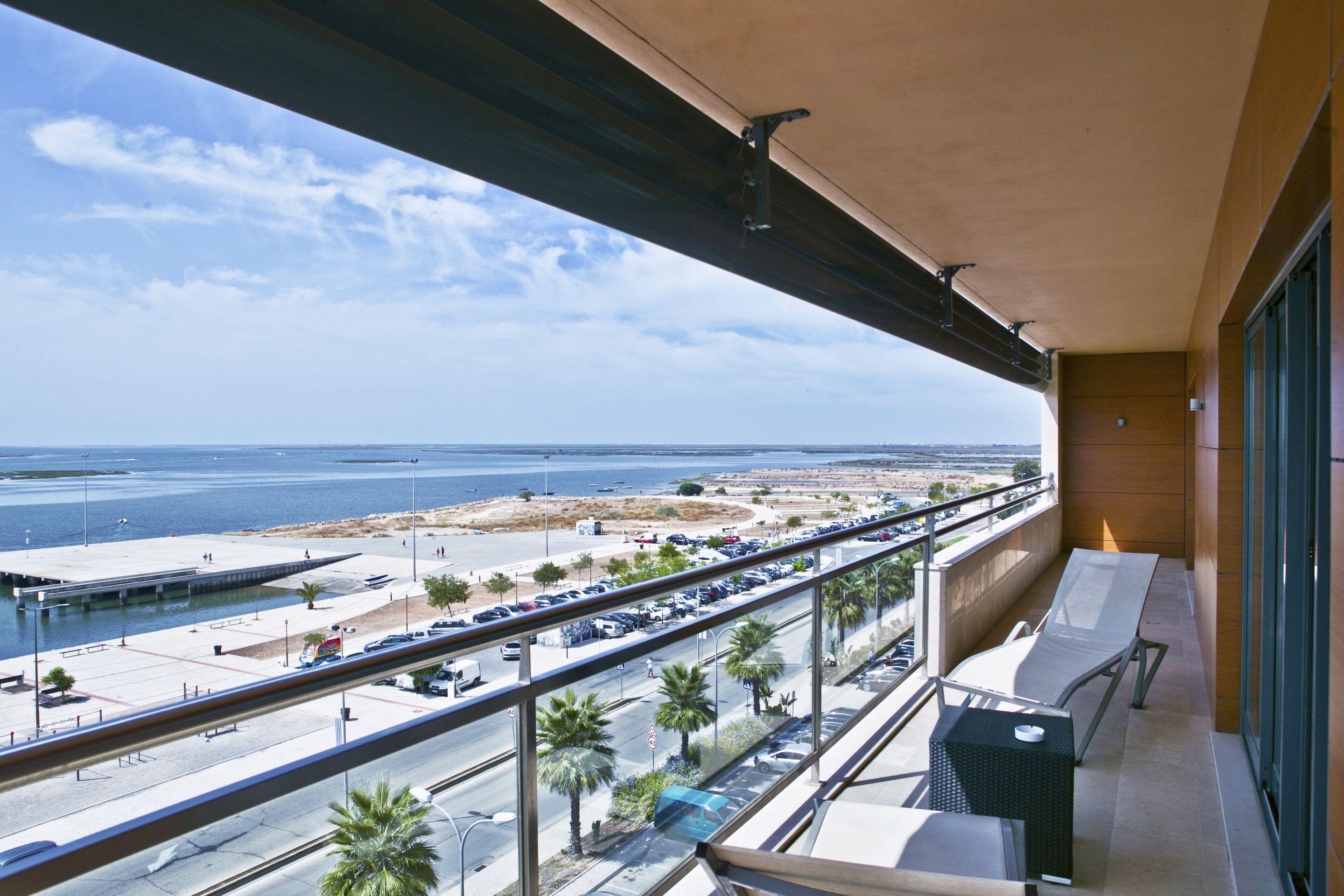 Real Marina & Hotel