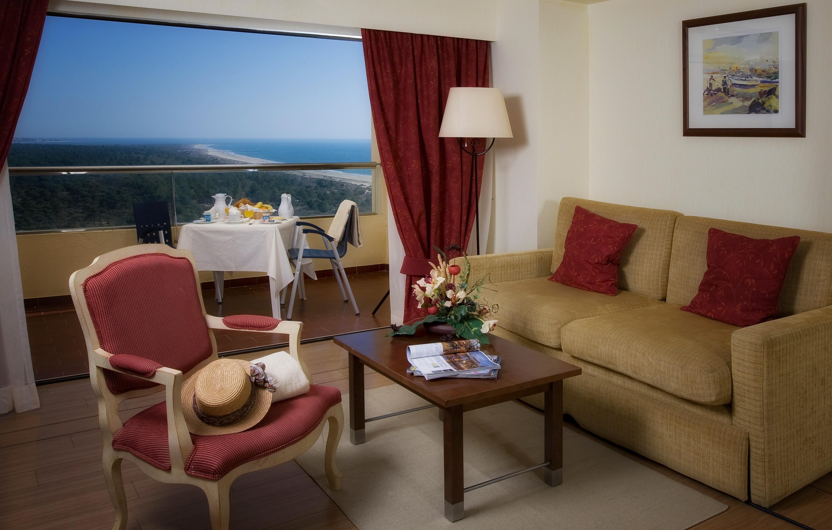 Yellow 4* Monte Gordo