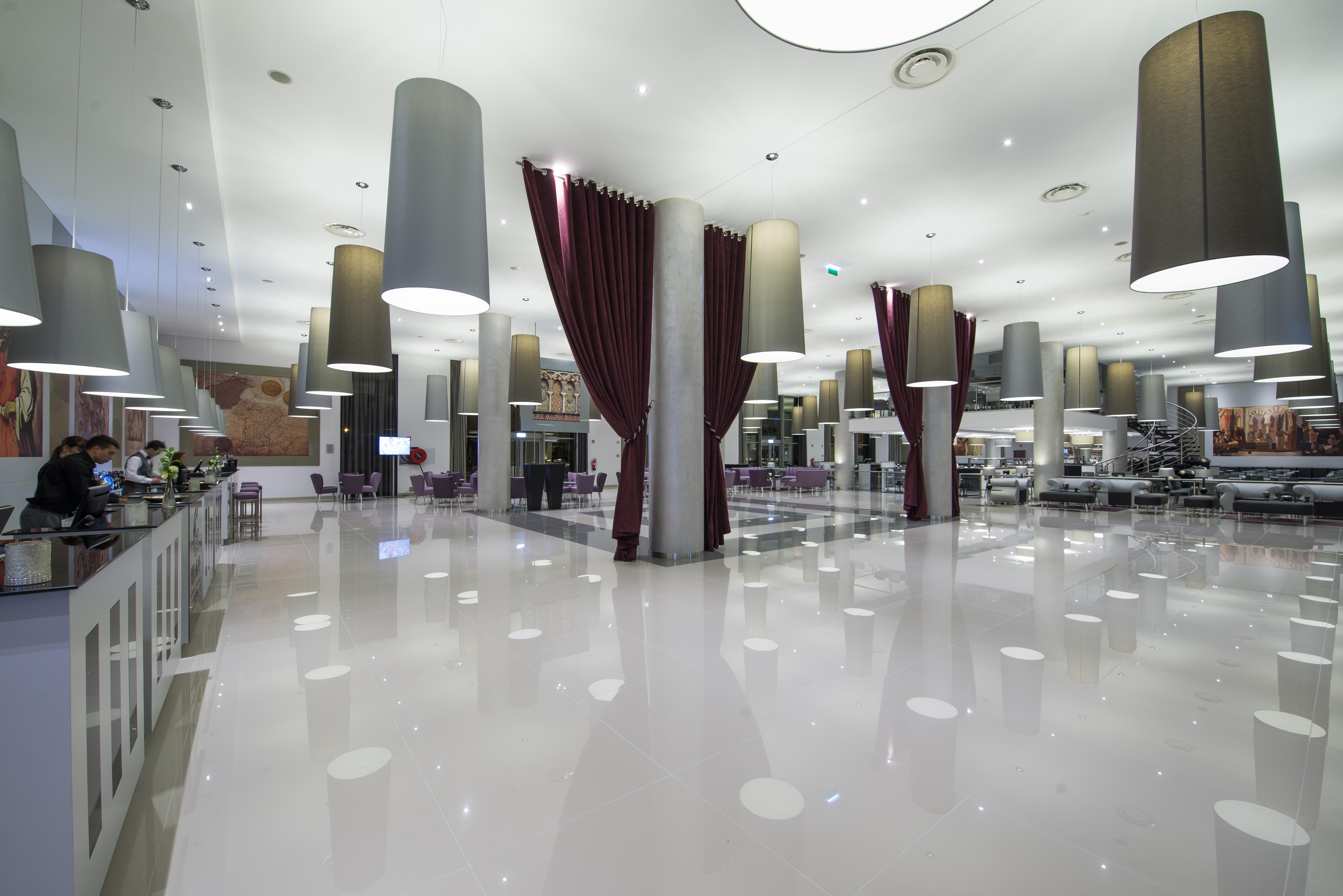 Gale Hotel 4*