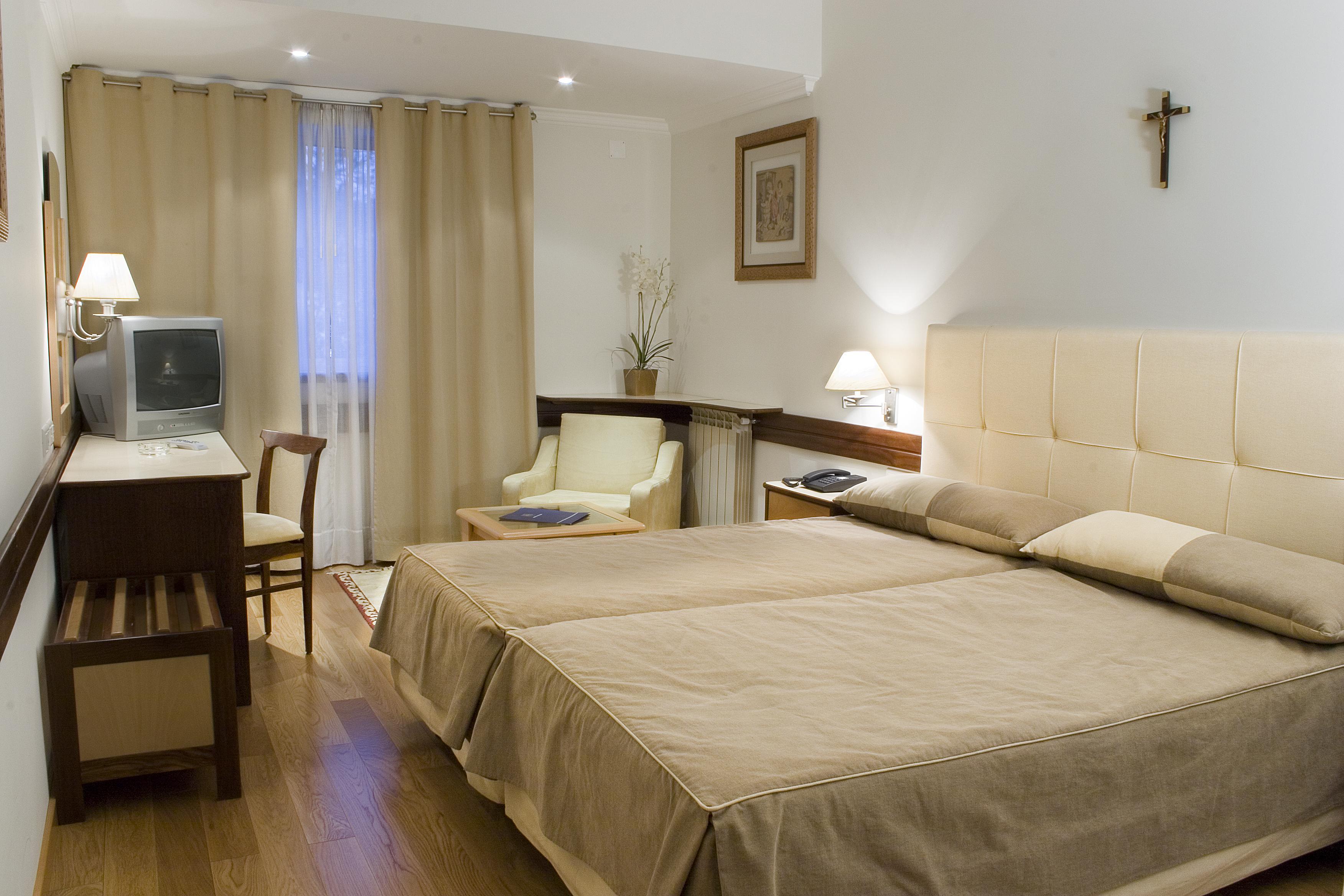 Hotel Center 4*