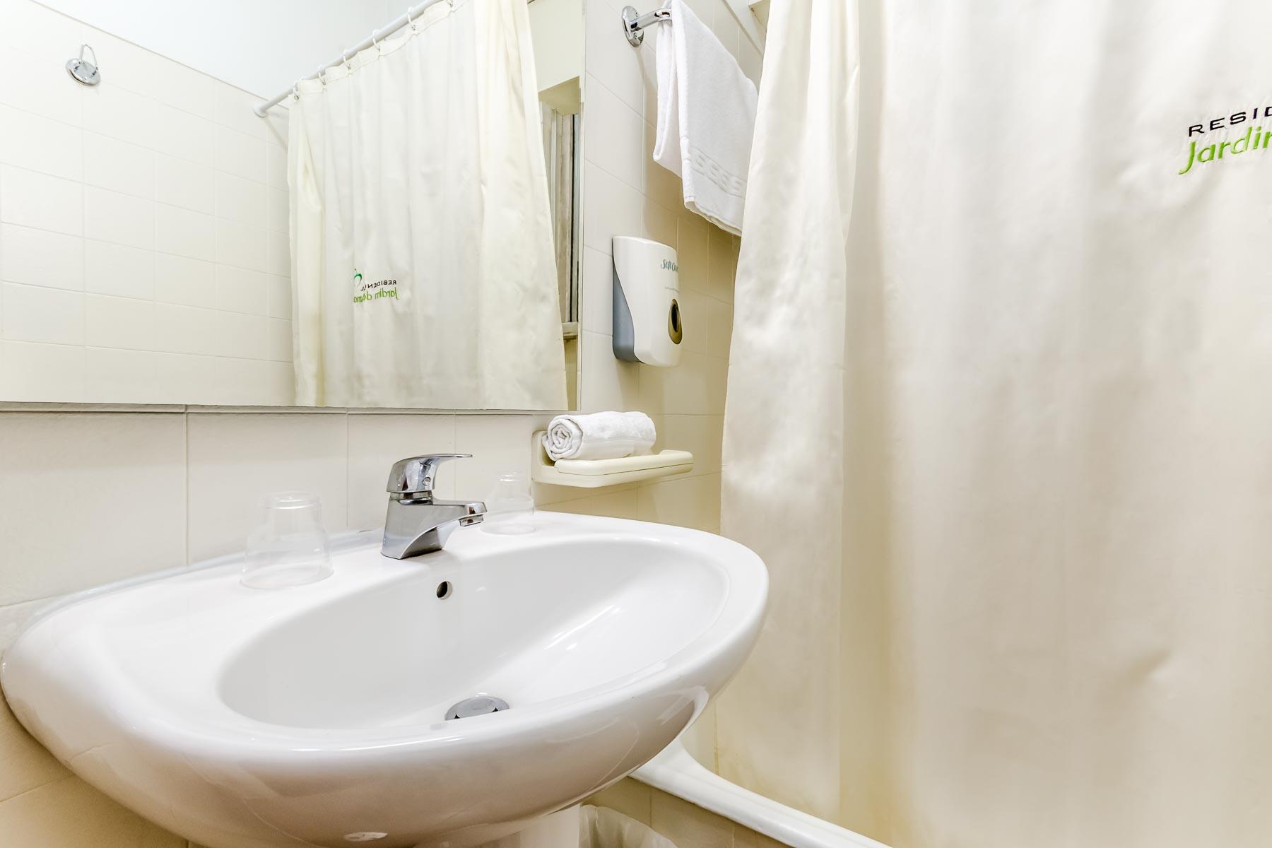 Residencial Jardim Da Guest house