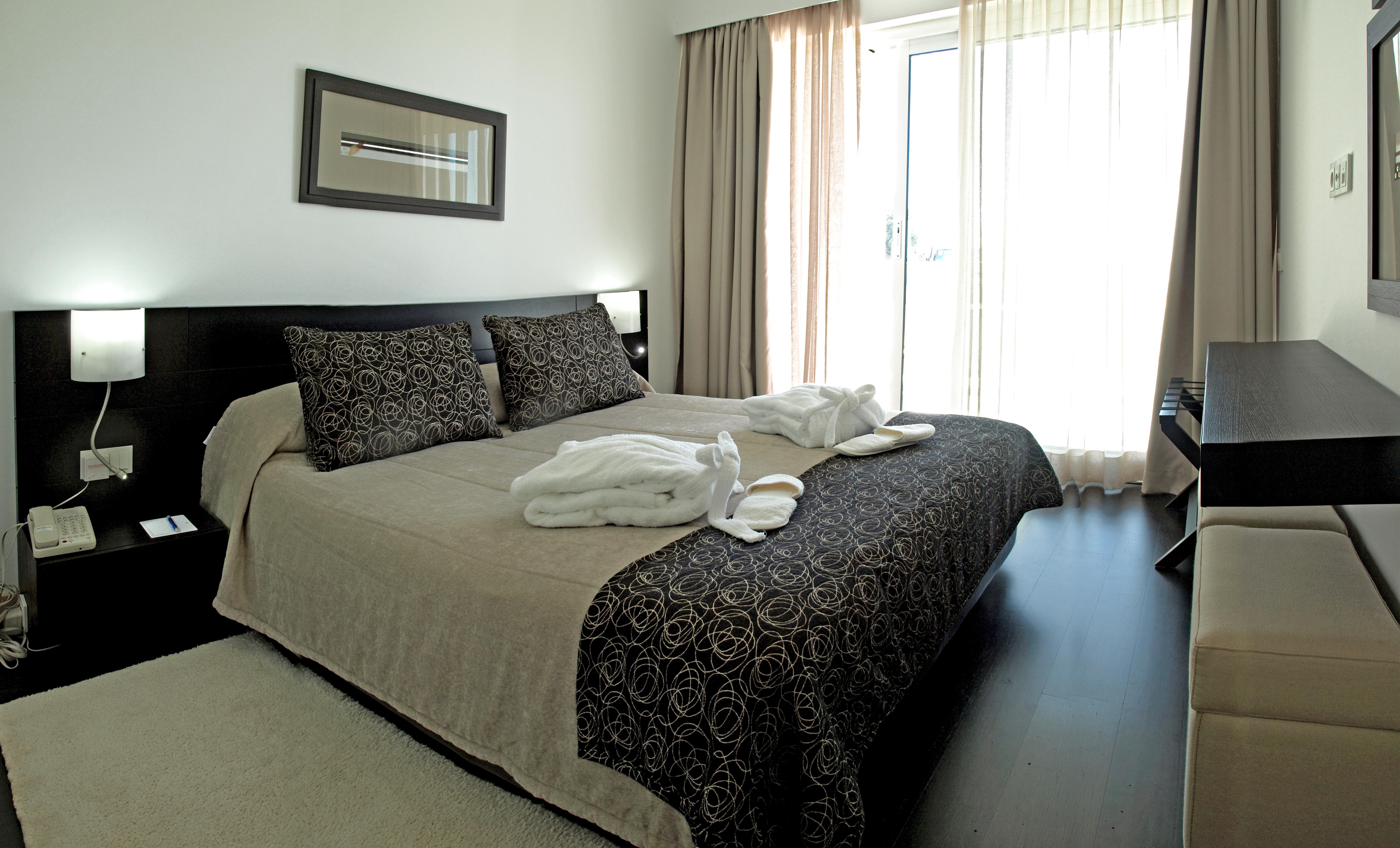 Crowne Plaza - Caparica Lisbon Hotel