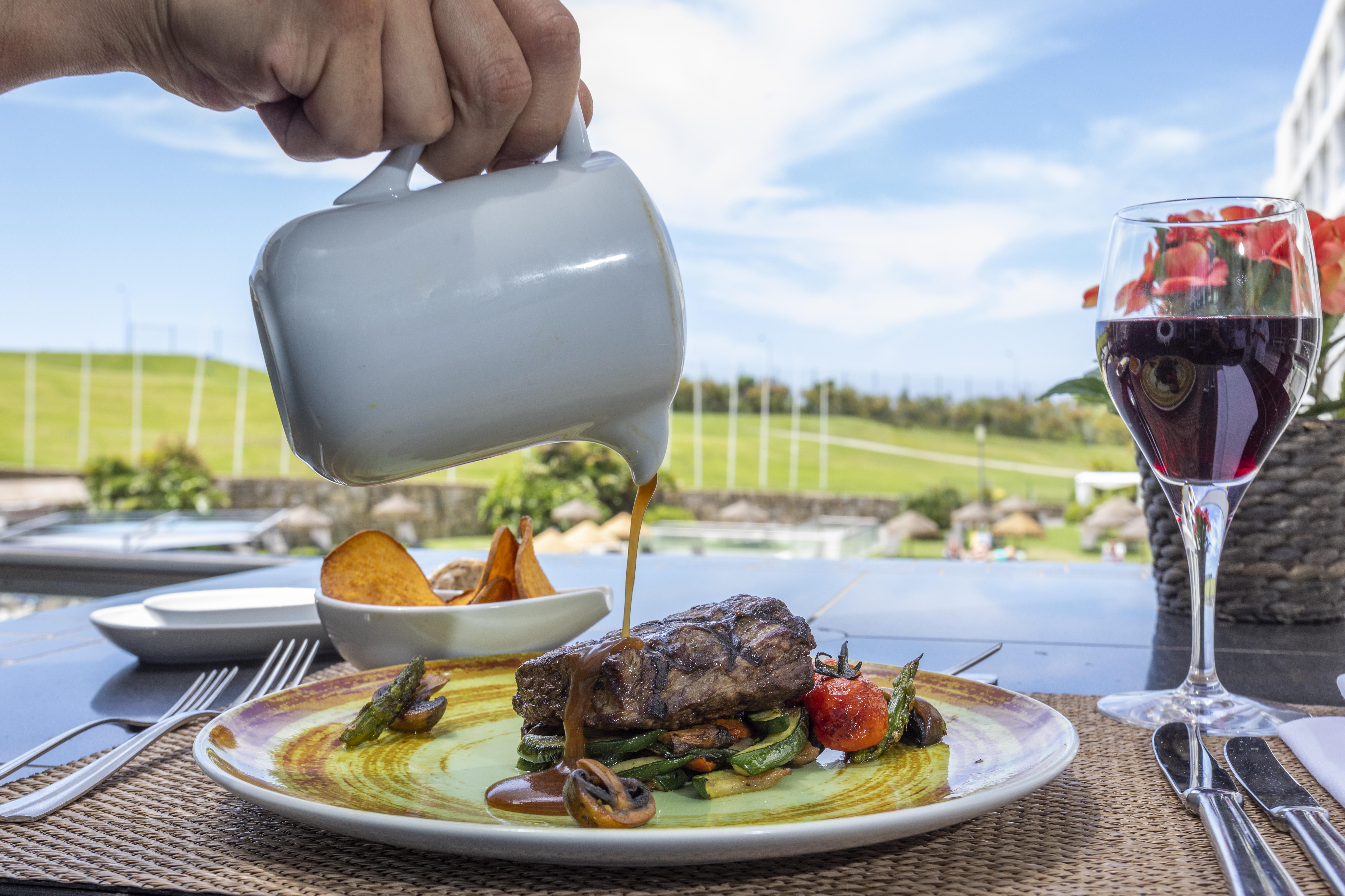 Hotel Crowne Plaza - Caparica Lisbon 4*