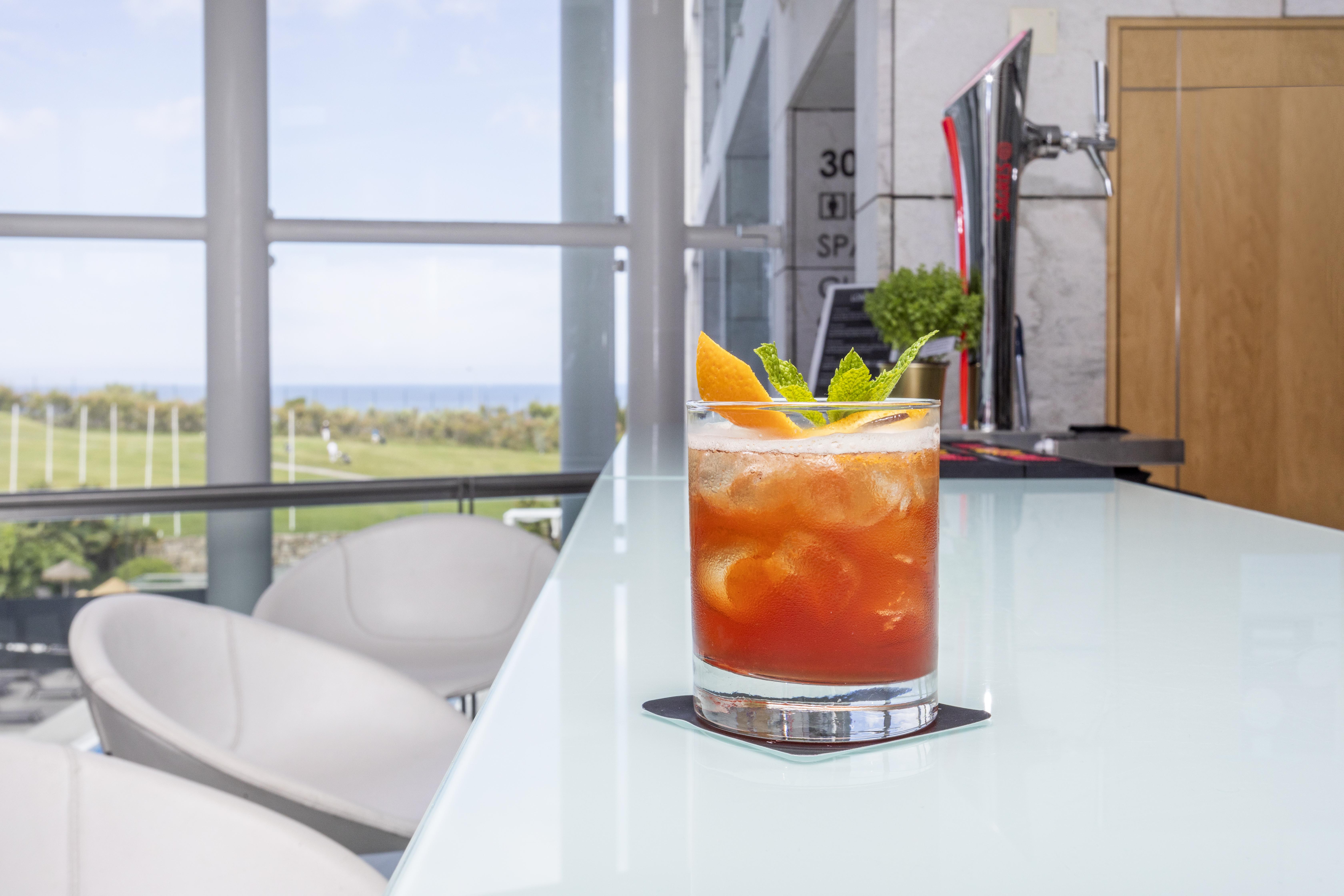 Crowne Plaza - Caparica Lisbon Hotel