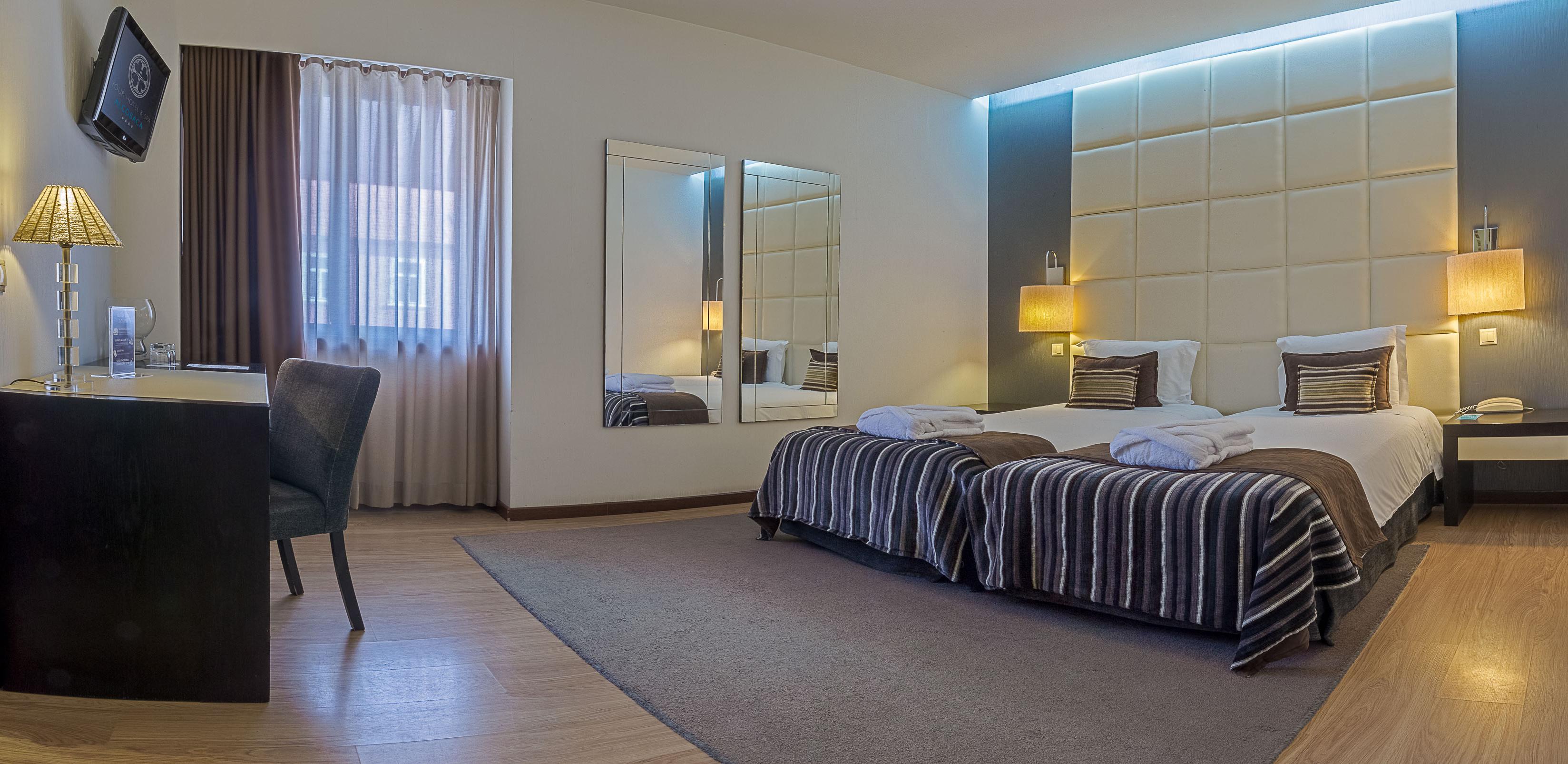 Your & Hotel Alcobaca