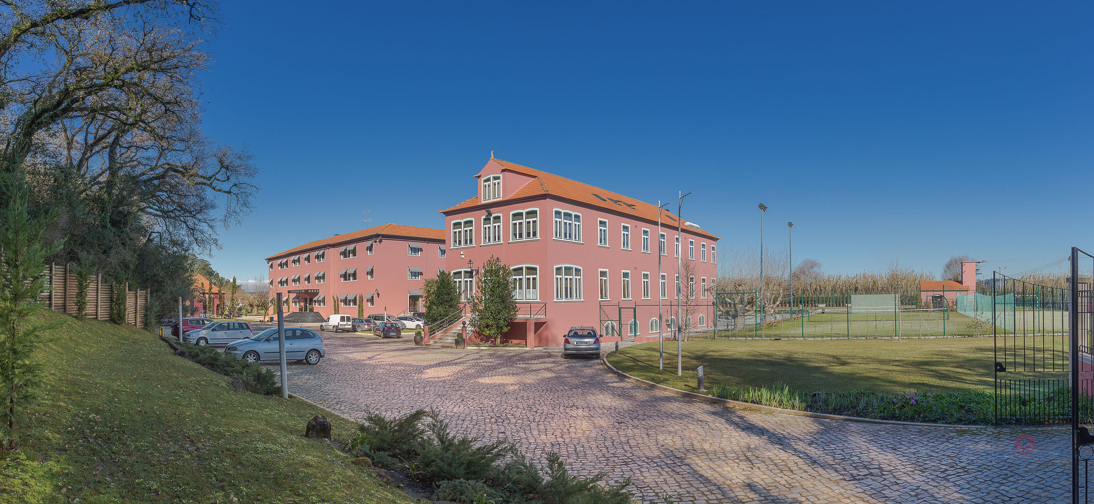 Your & Hotel Alcobaca