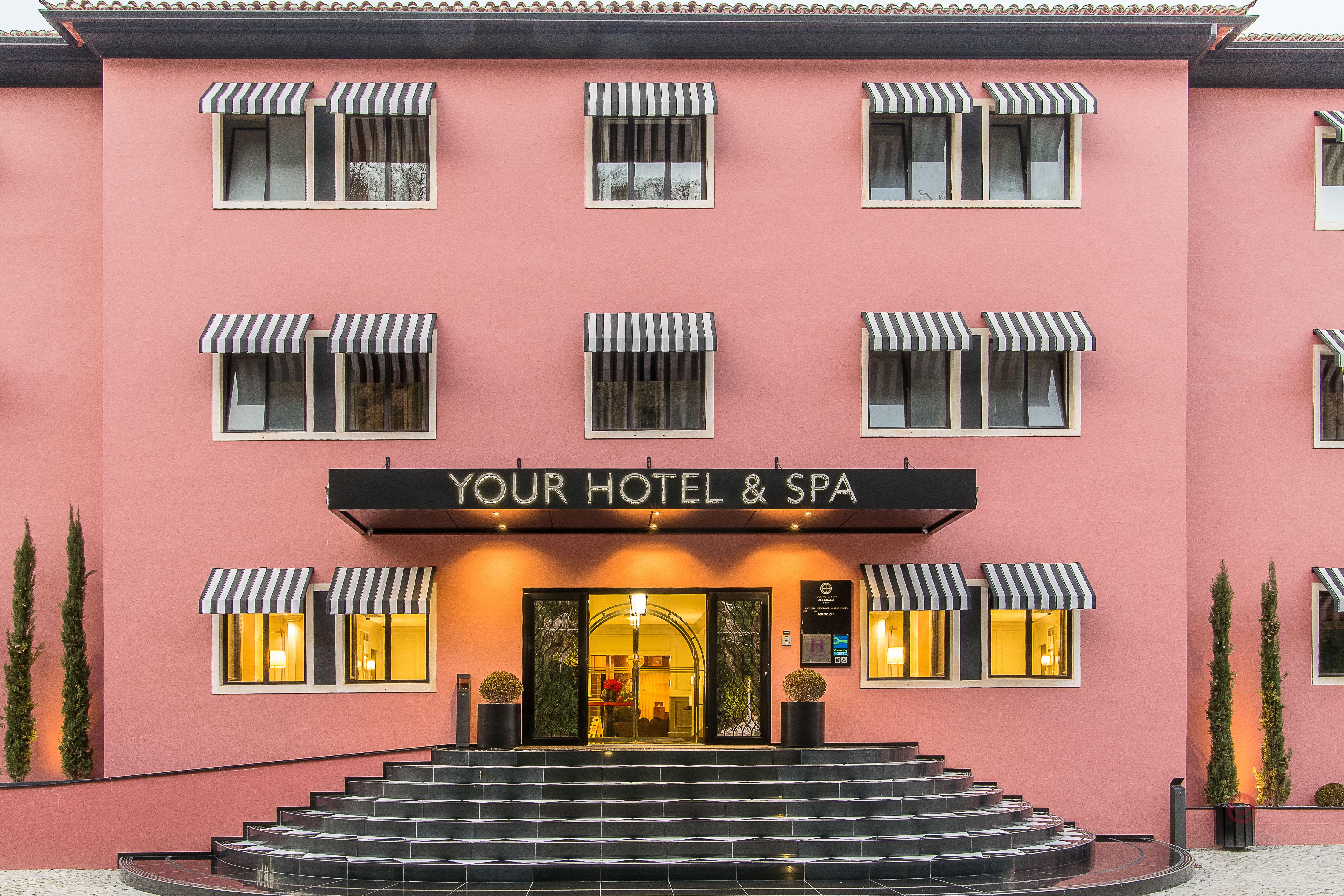 Hotel Your &