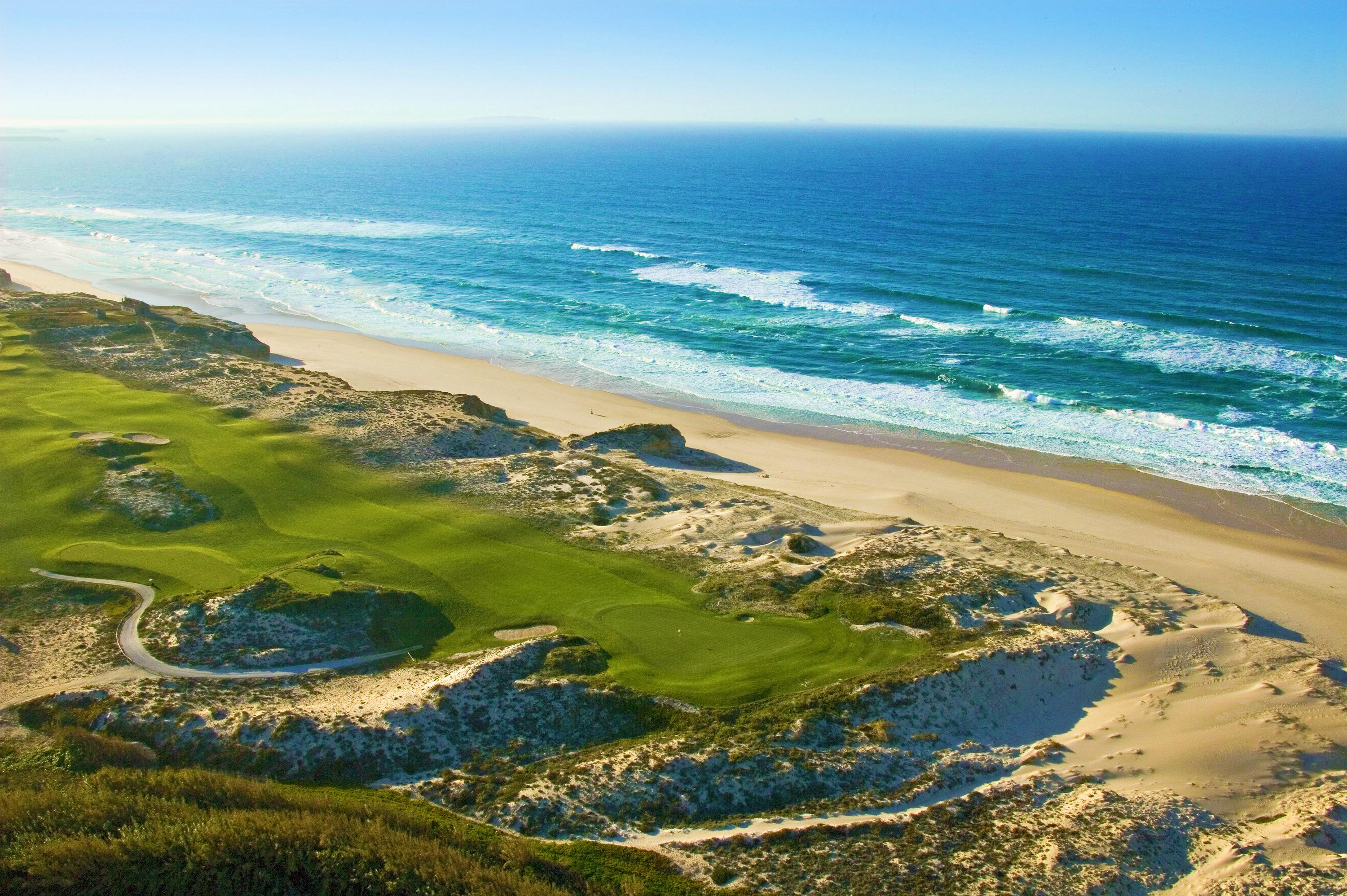 The Village - D'el Rey Golf & Villa *