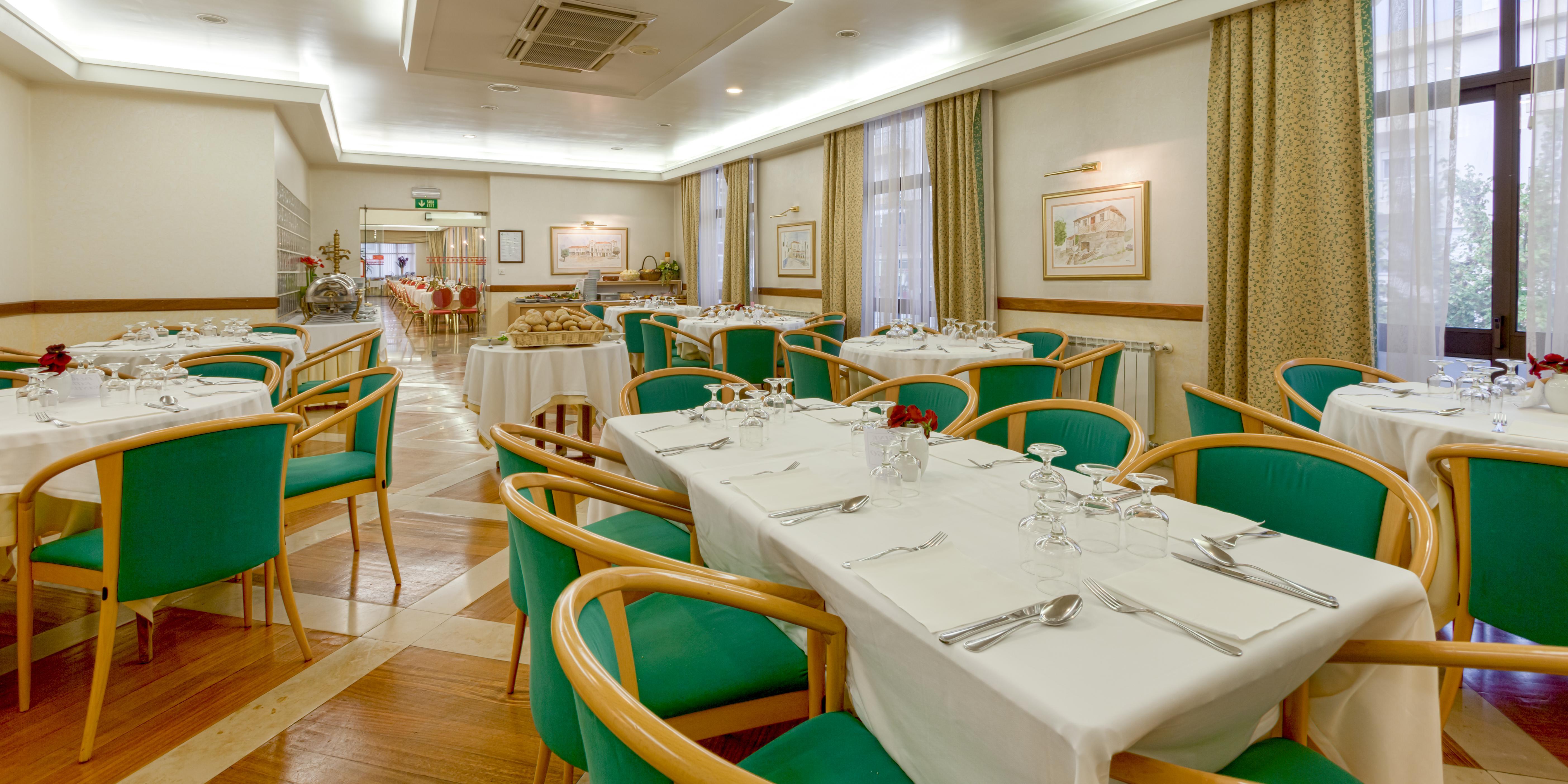 Hotel Cinquentenario & Conference Center 4*