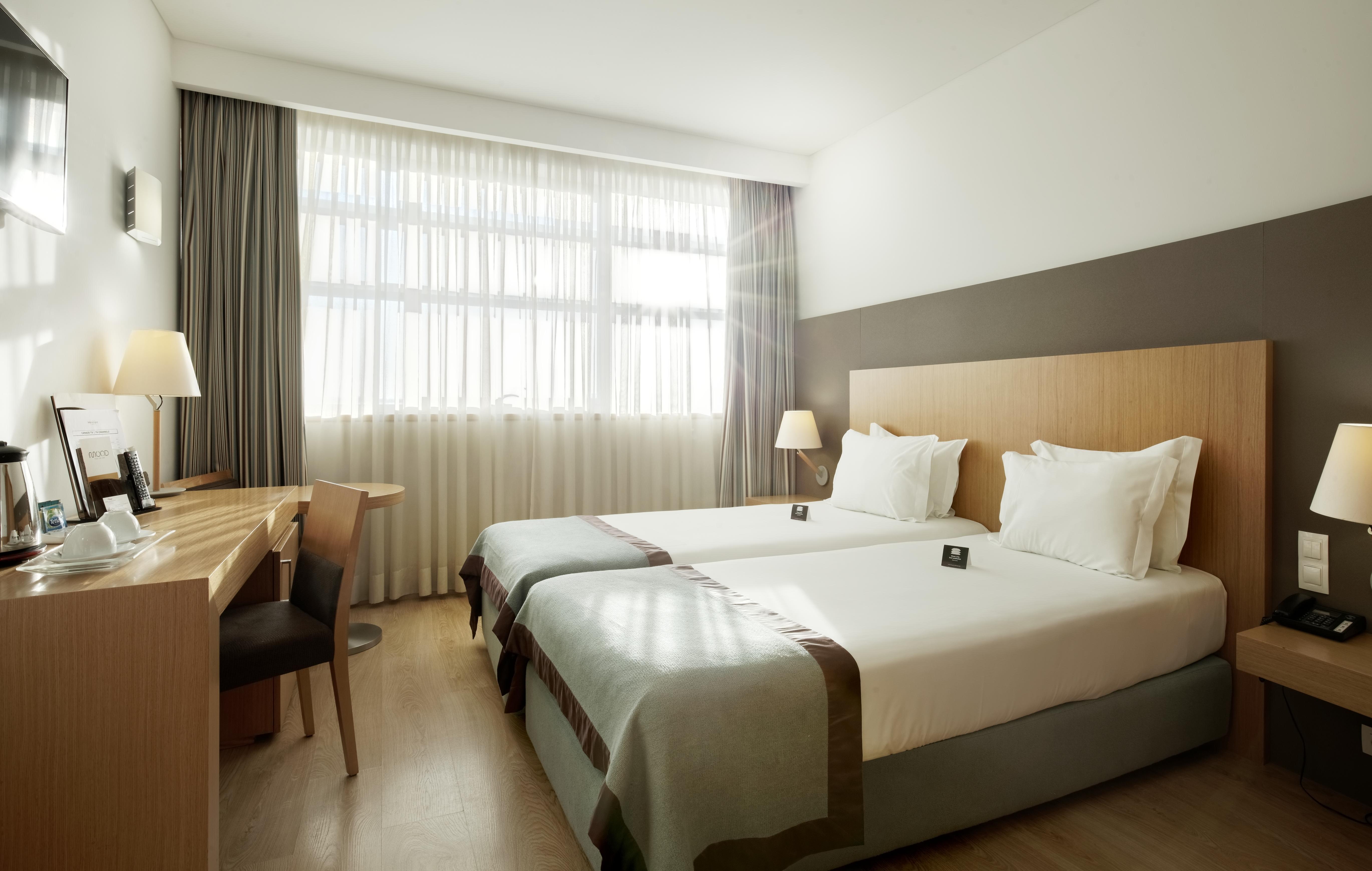 Mercure Lisboa 4*