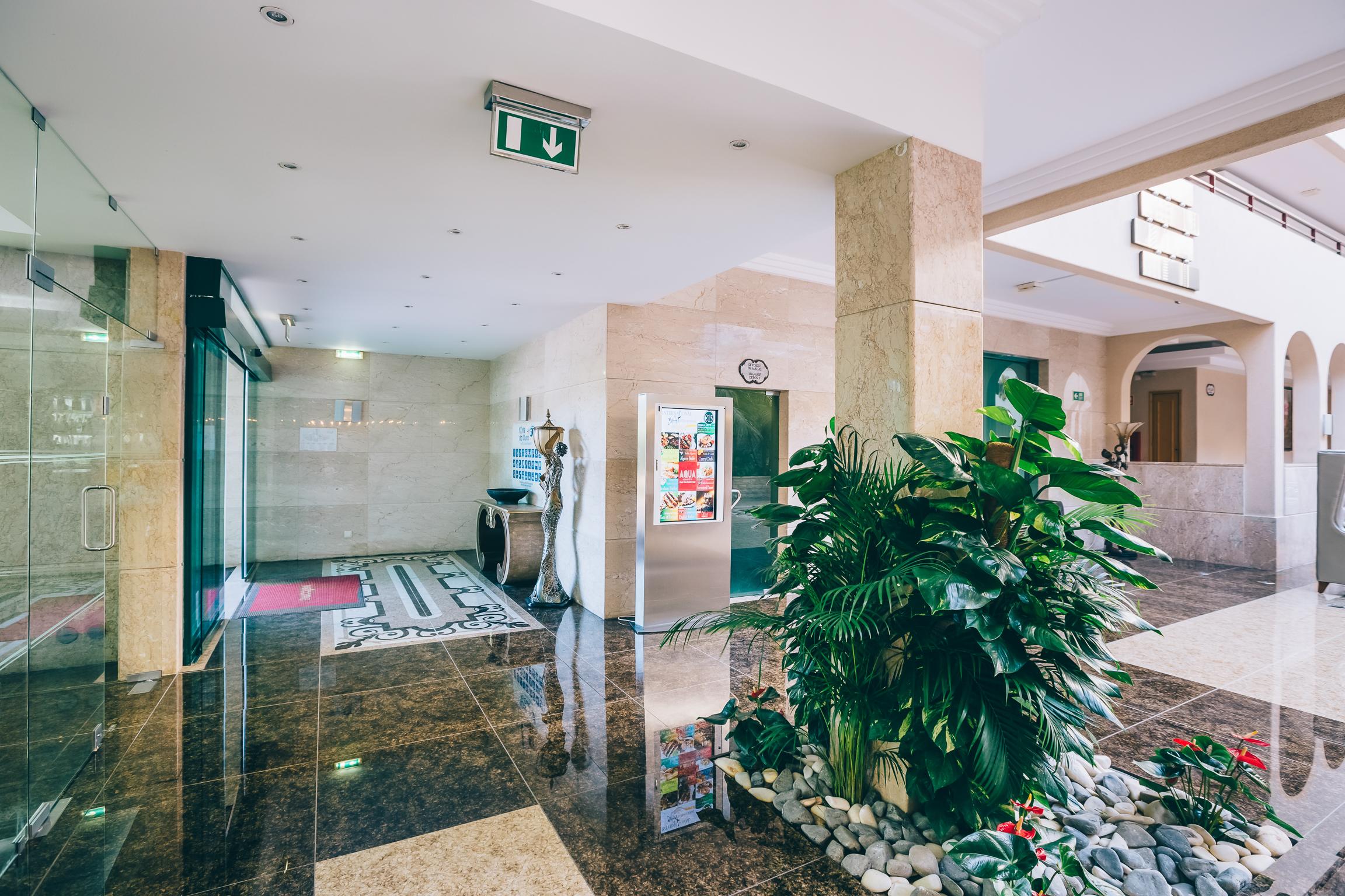 Aparthotel Grand Muthu Da Oura 5*