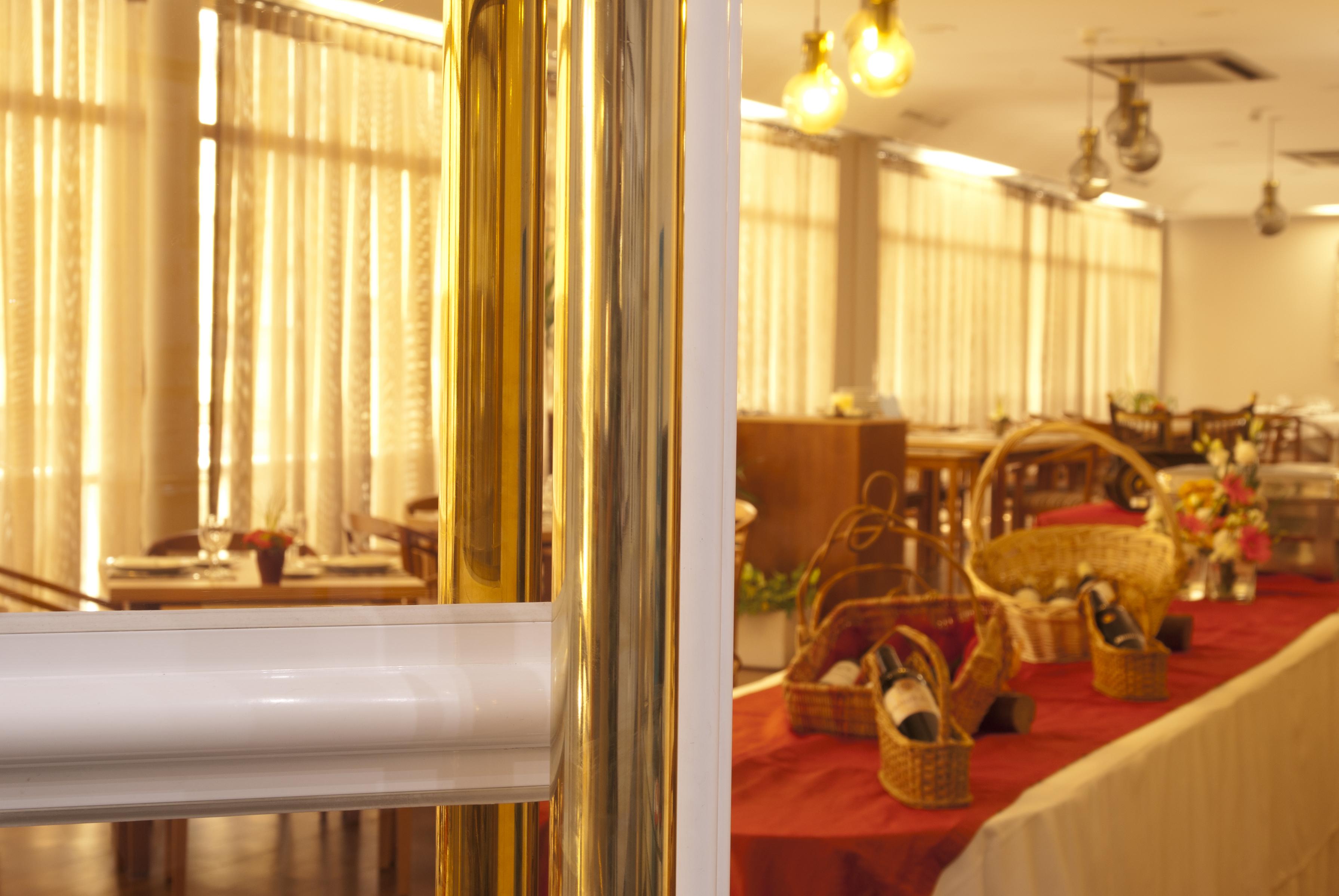Rainha D. Amelia, Arts & Leisure Hotel