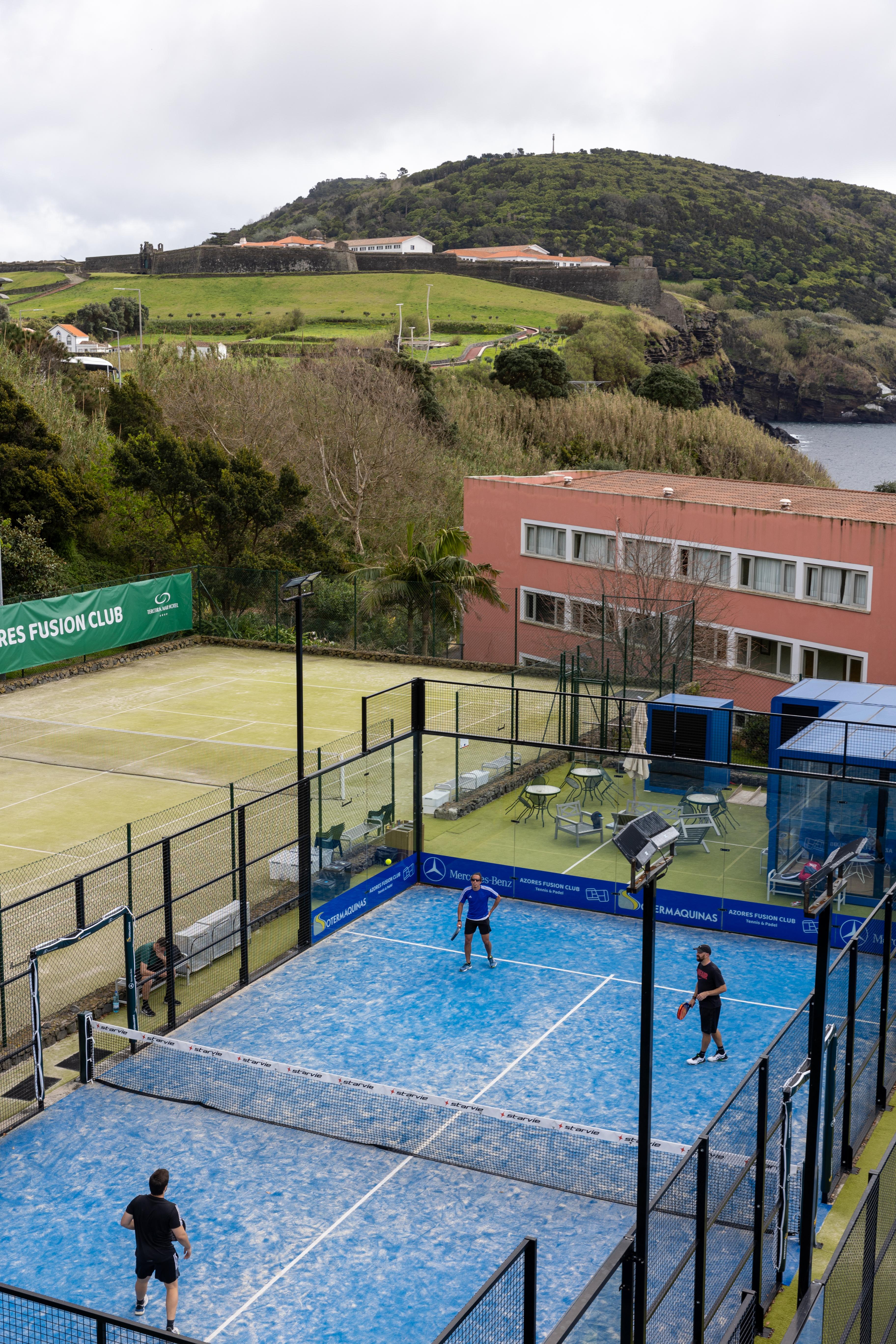 Terceira Mar 4*