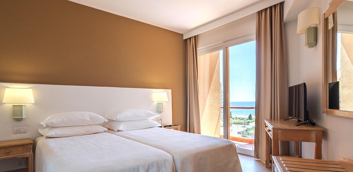 Hotel Dom Pedro Marina (adults Only) 4*