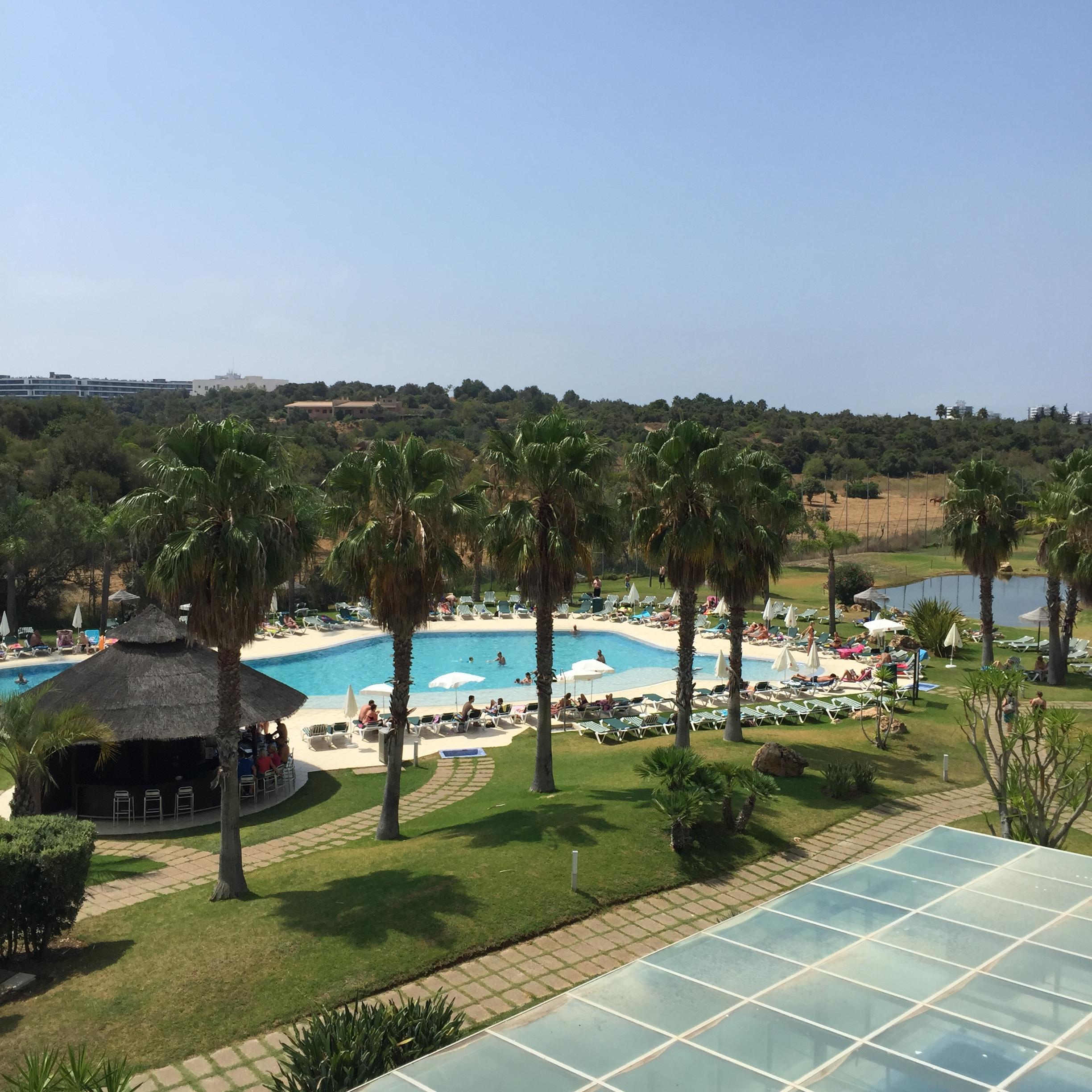 Yellow Garden Alvor