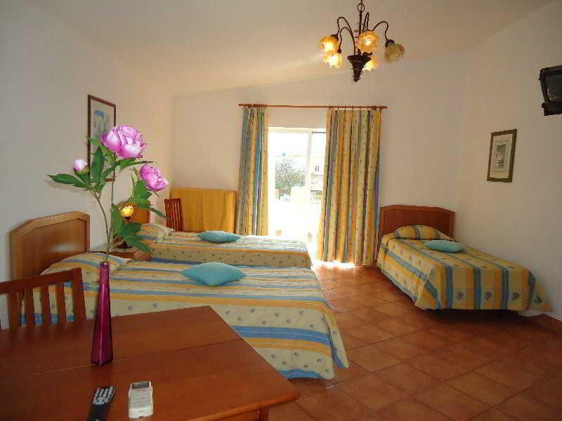 Canavial I & Ii Aparthotel