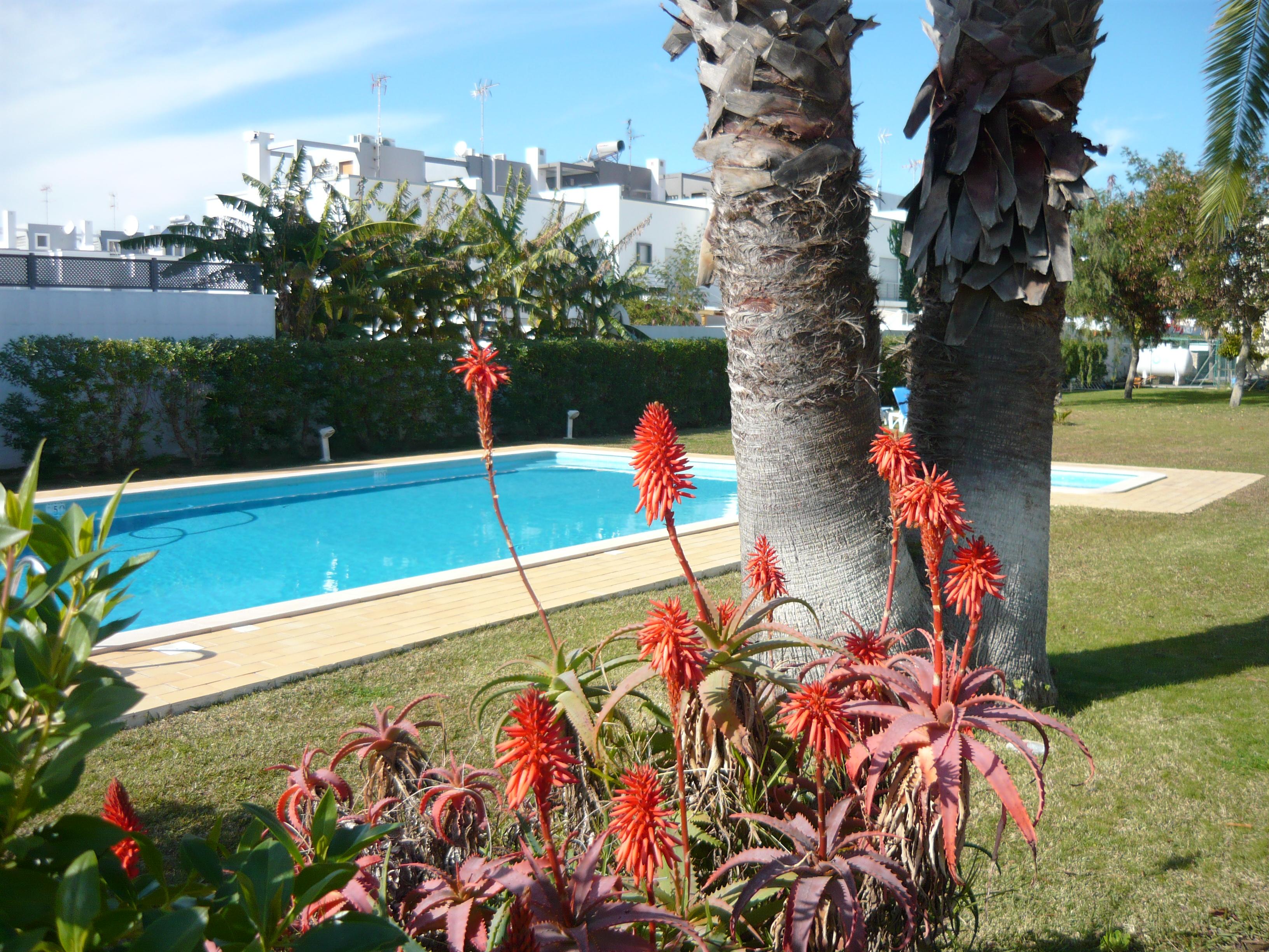Da Lota - Beachfront Hotel