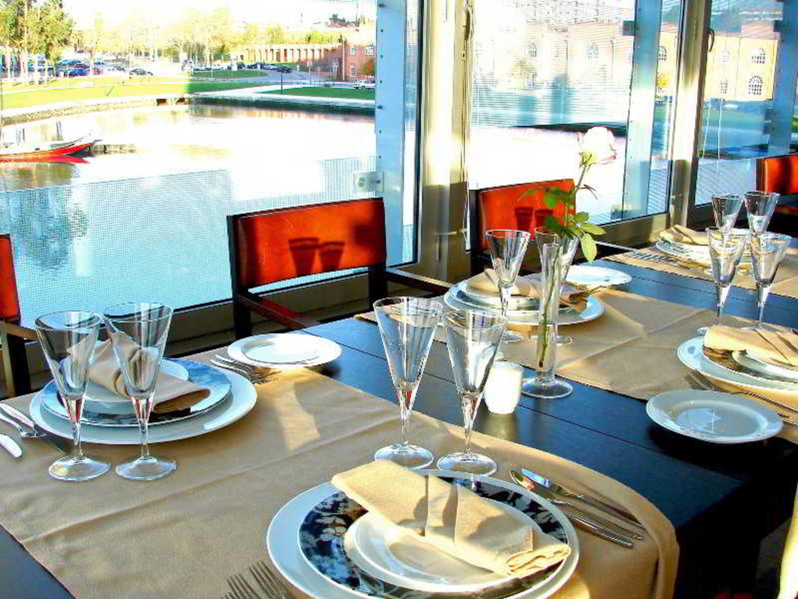 Hotel Melia Ria & 4*