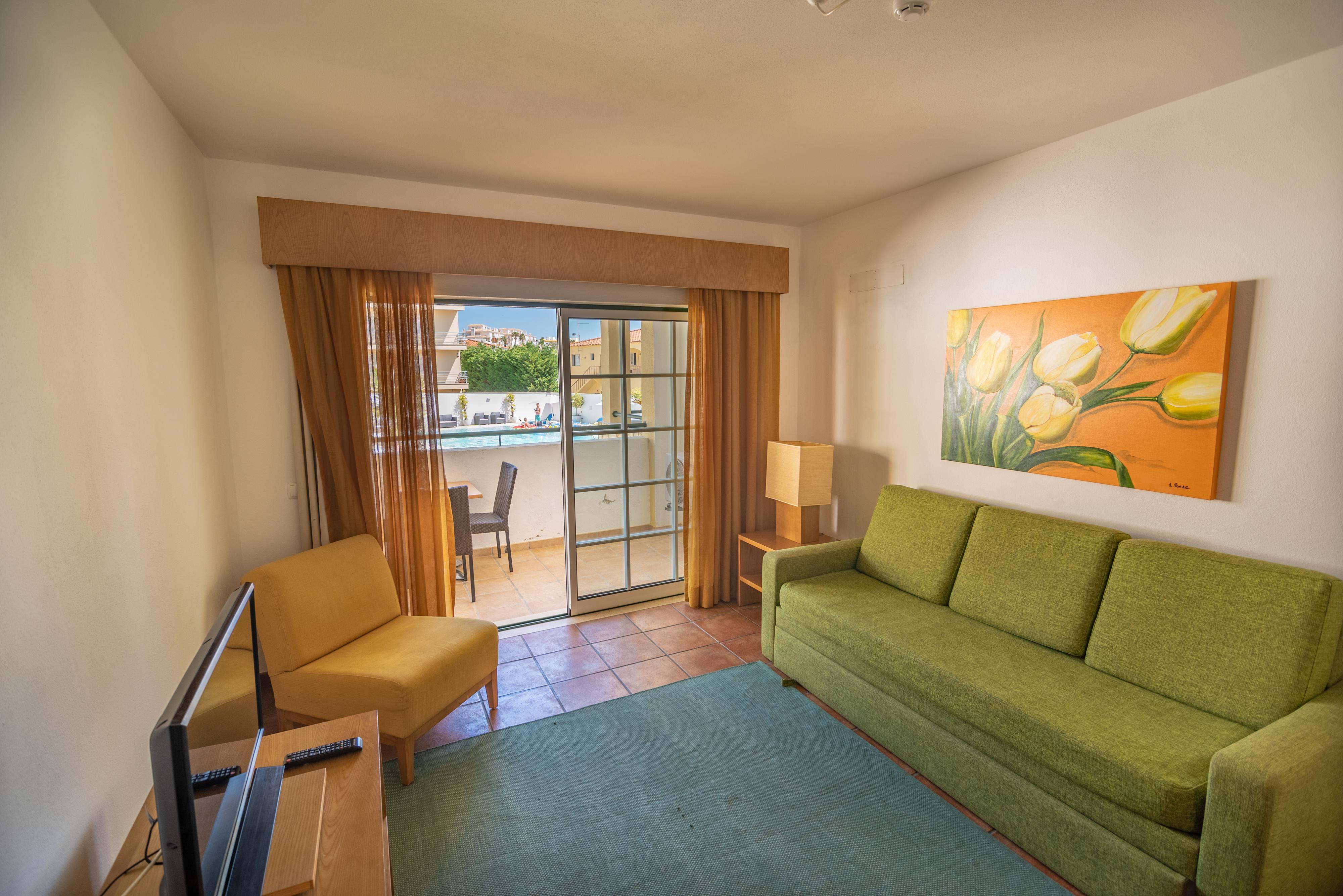 Turisticos Novochoro Apartahotel