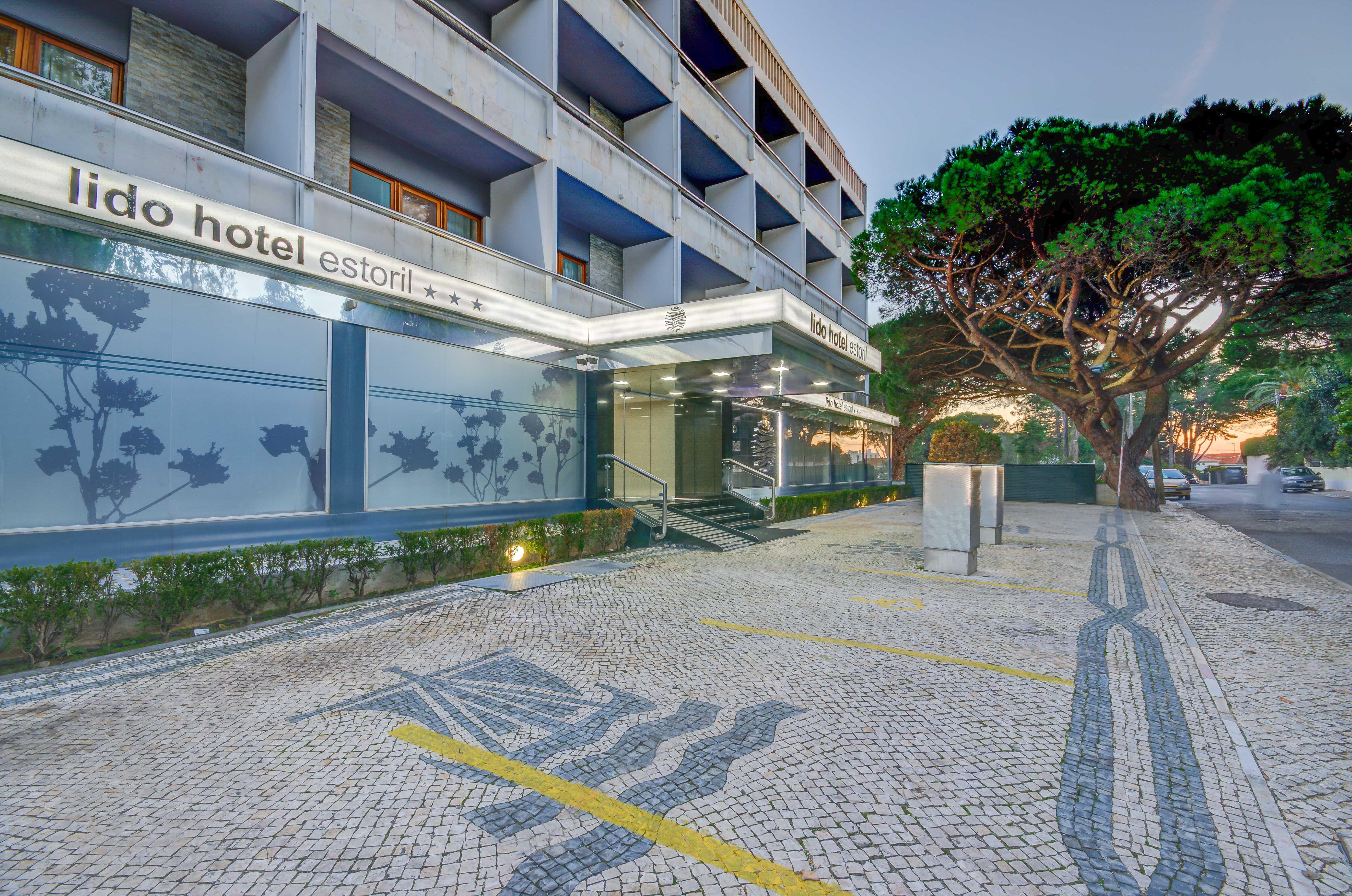 Lido Hotel 3*