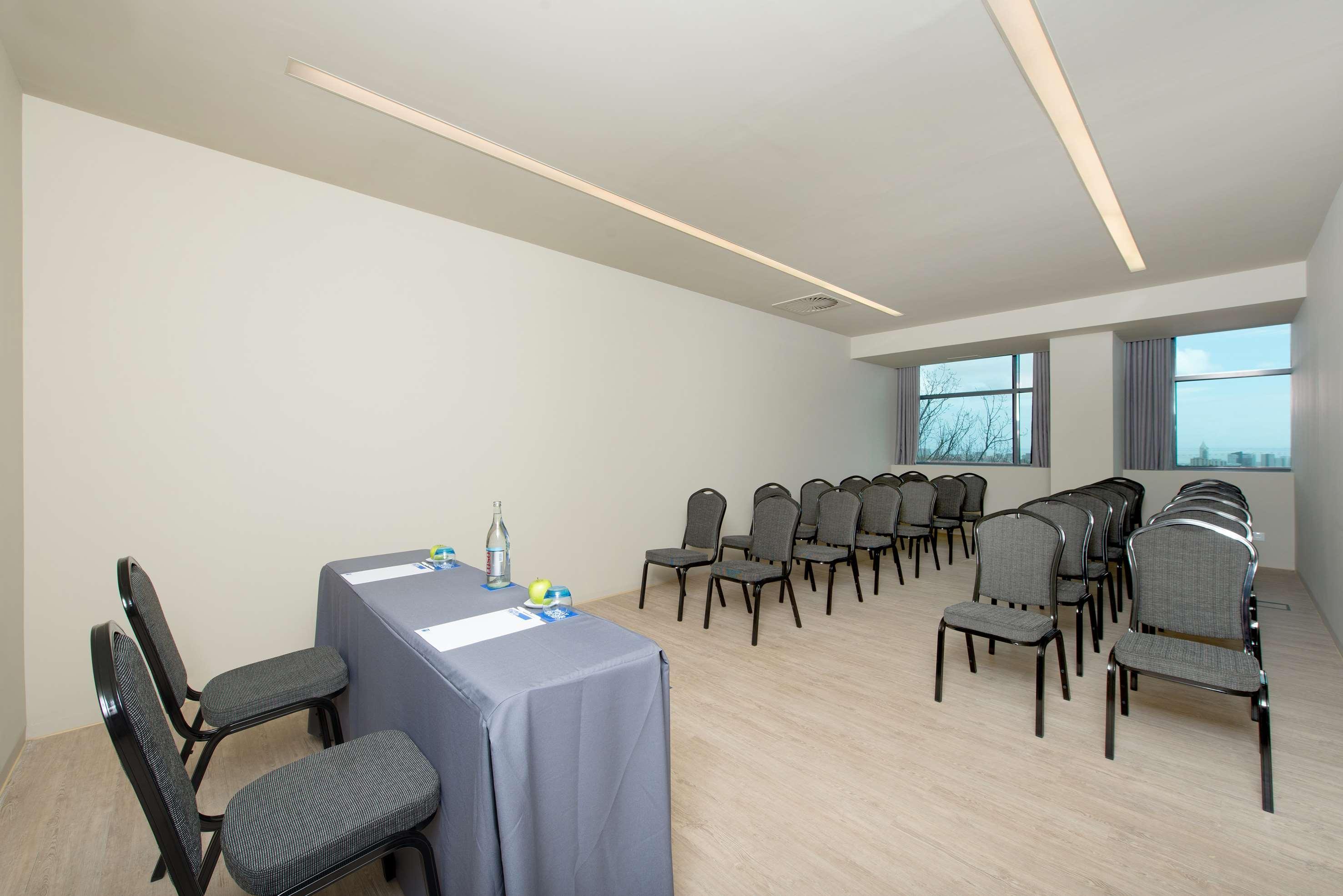 Melia Aeroporto Lisbon