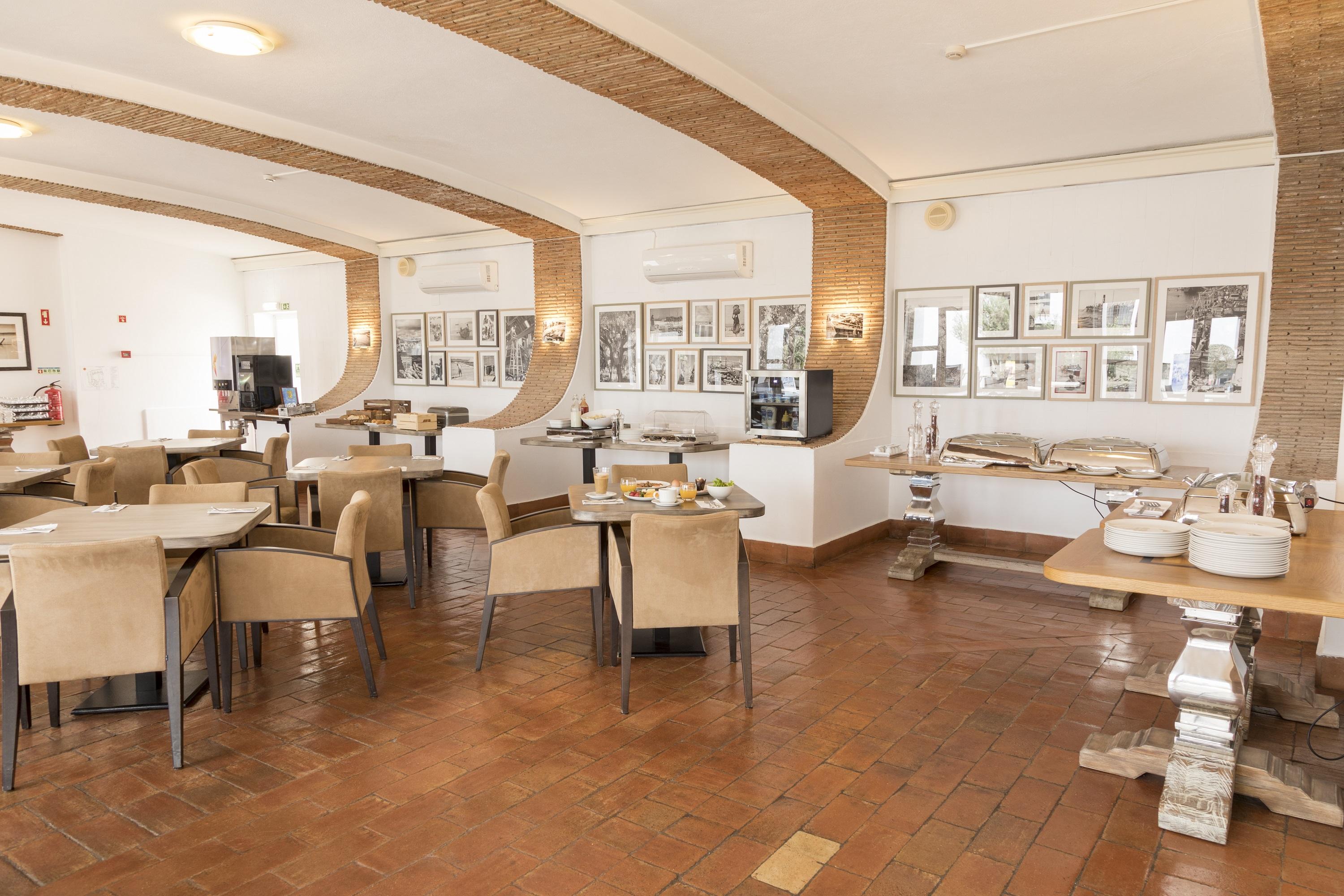 Hotel Carvoeiro Plaza 3*