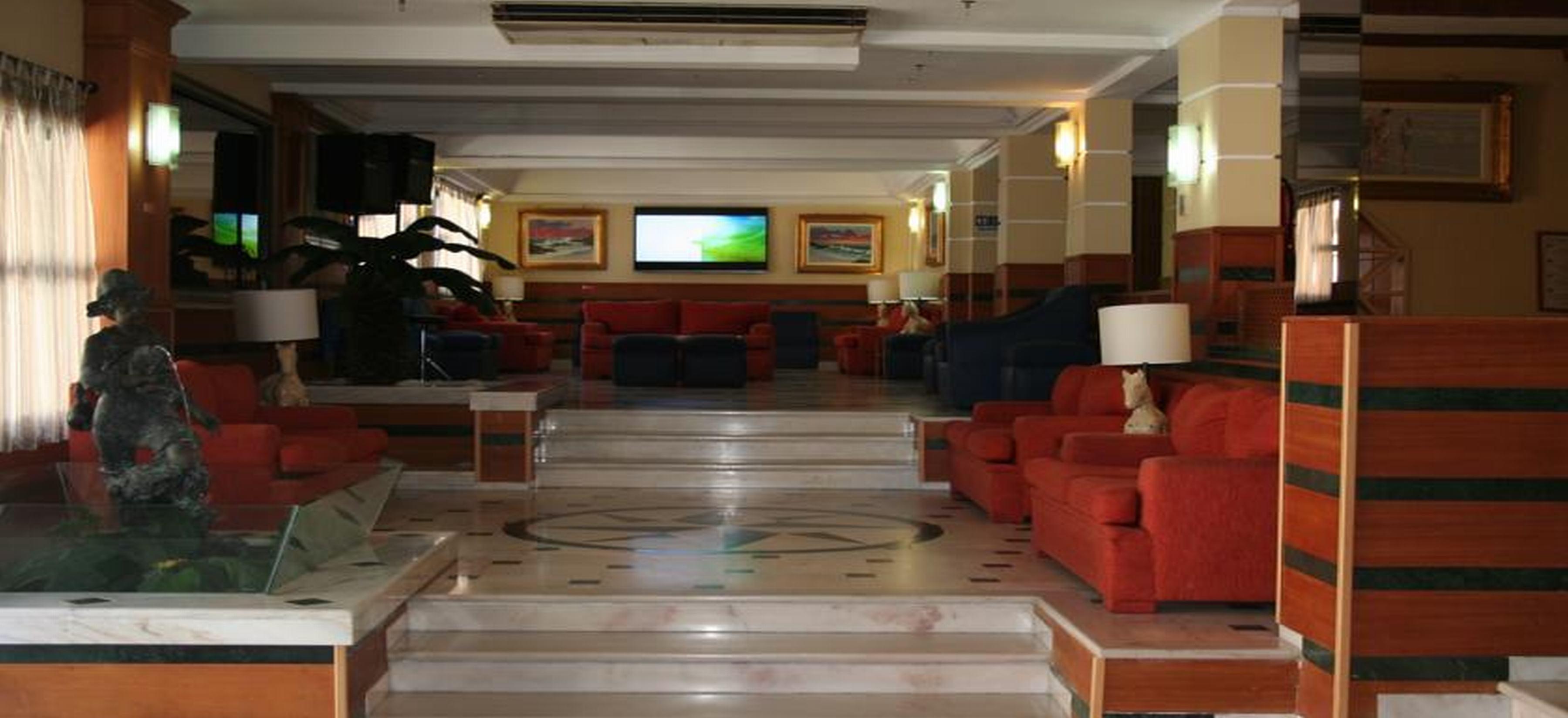 Baia De Hotel 3*